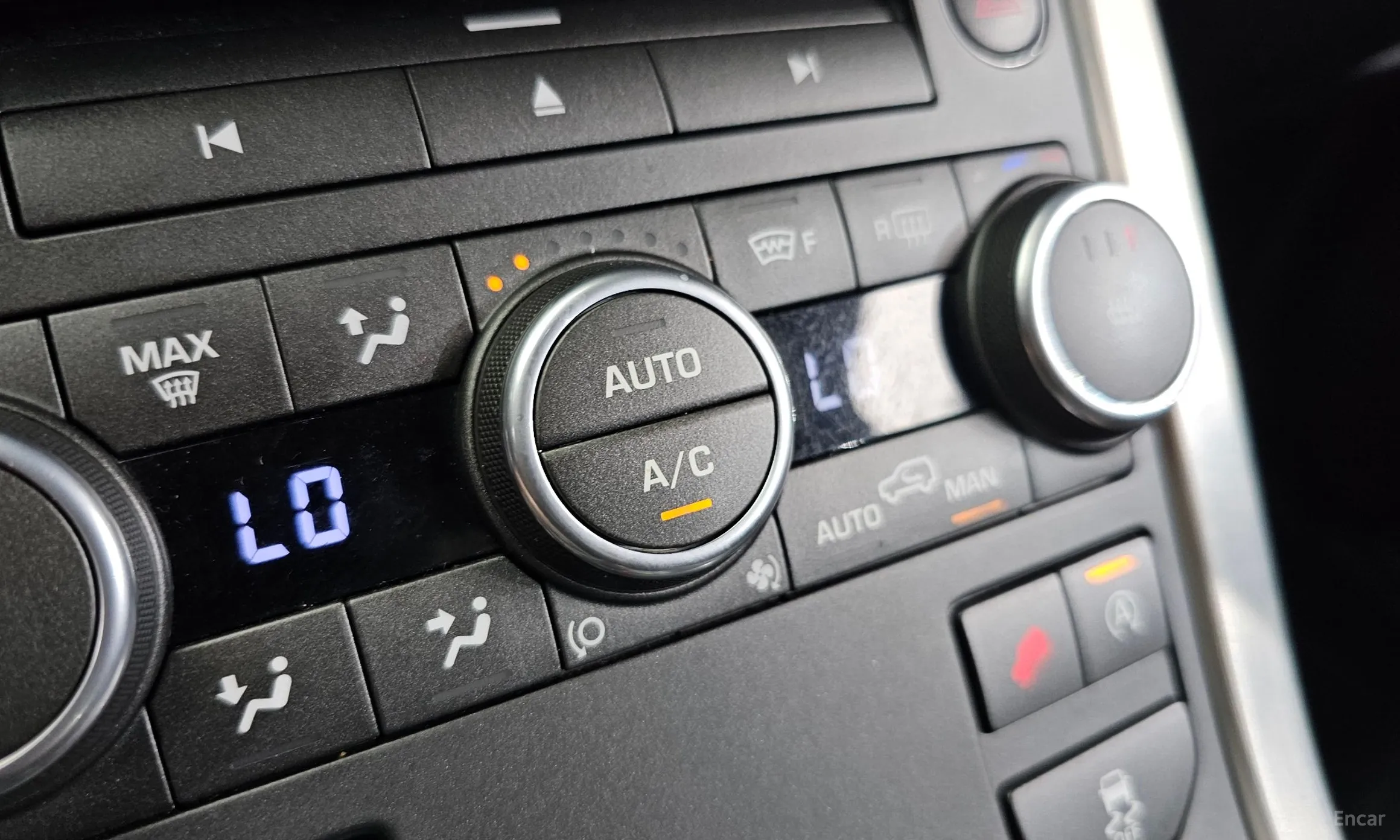 Land Rover Range Rover Evoque превью 15