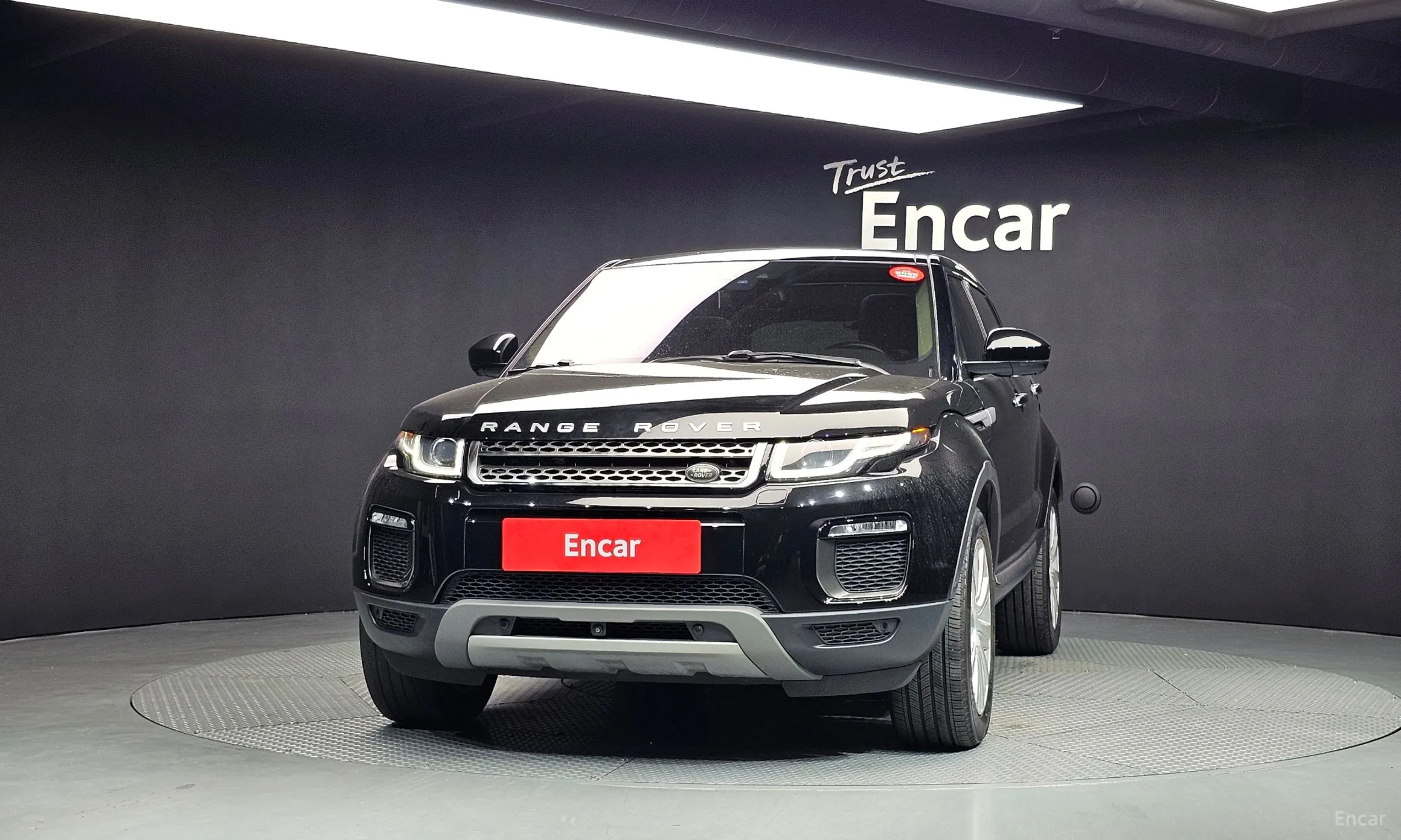 Land Rover Range Rover Evoque превью 3