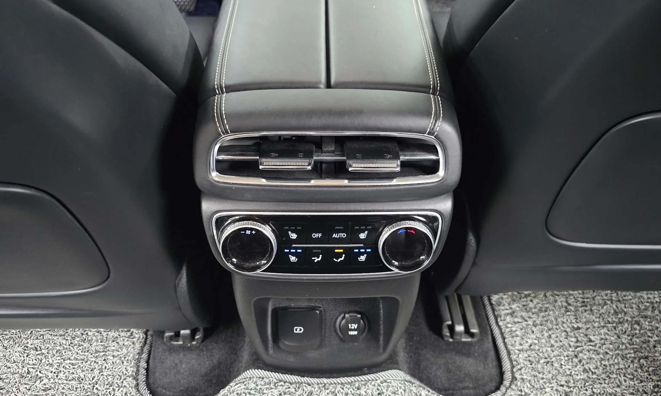 Genesis GV80 превью 17