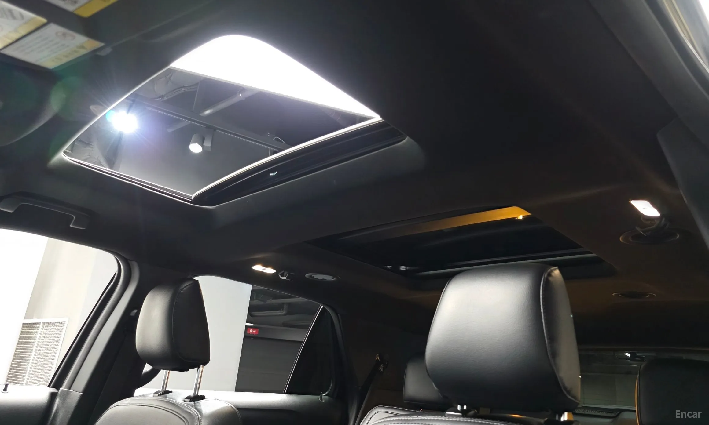 Ford Explorer превью 15