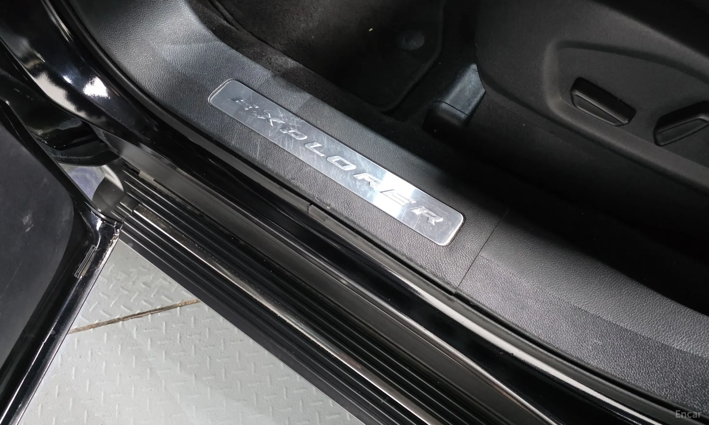 Ford Explorer превью 19