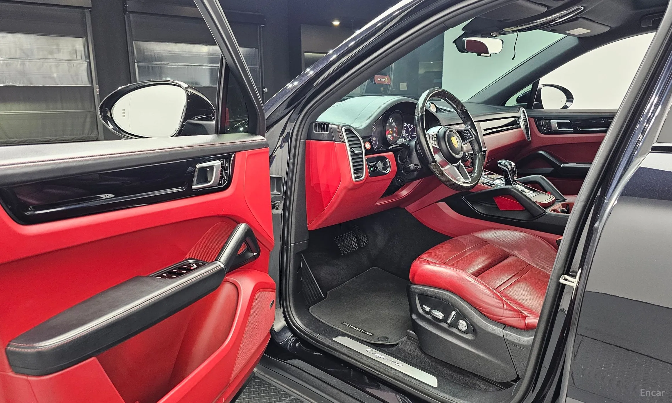 Porsche Cayenne (PO536) превью 10