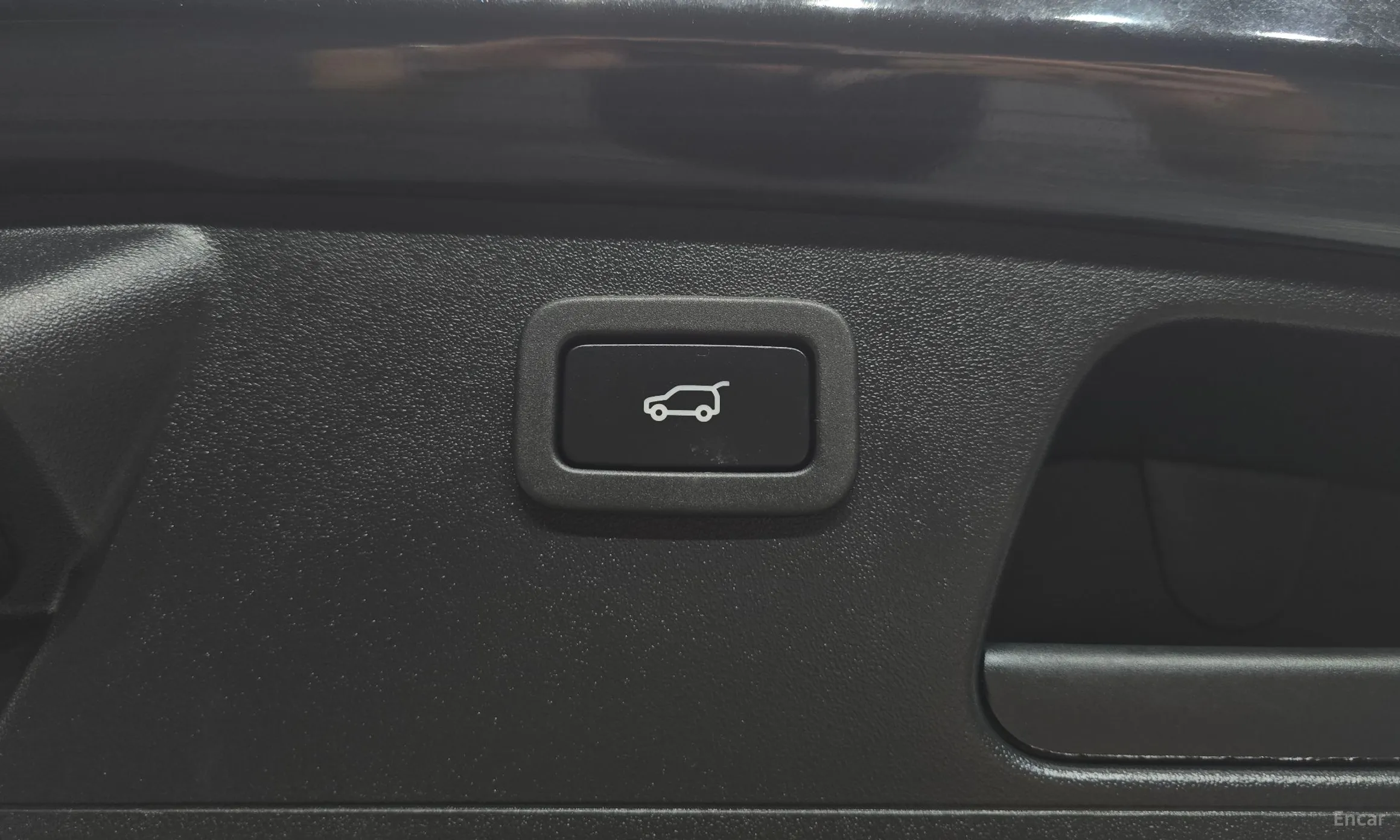 Jaguar E-PACE превью 18