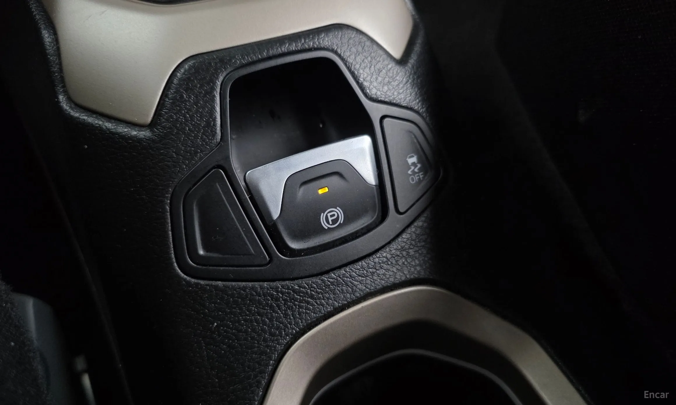 Jeep Renegade превью 11