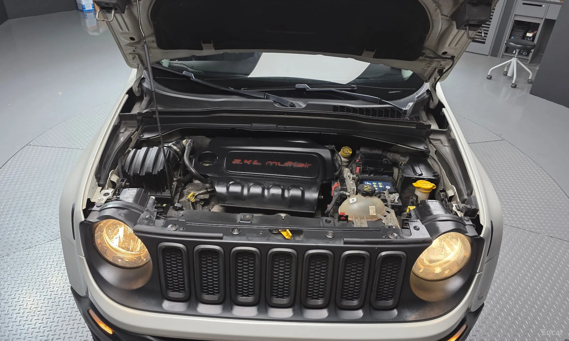 Jeep Renegade превью 6