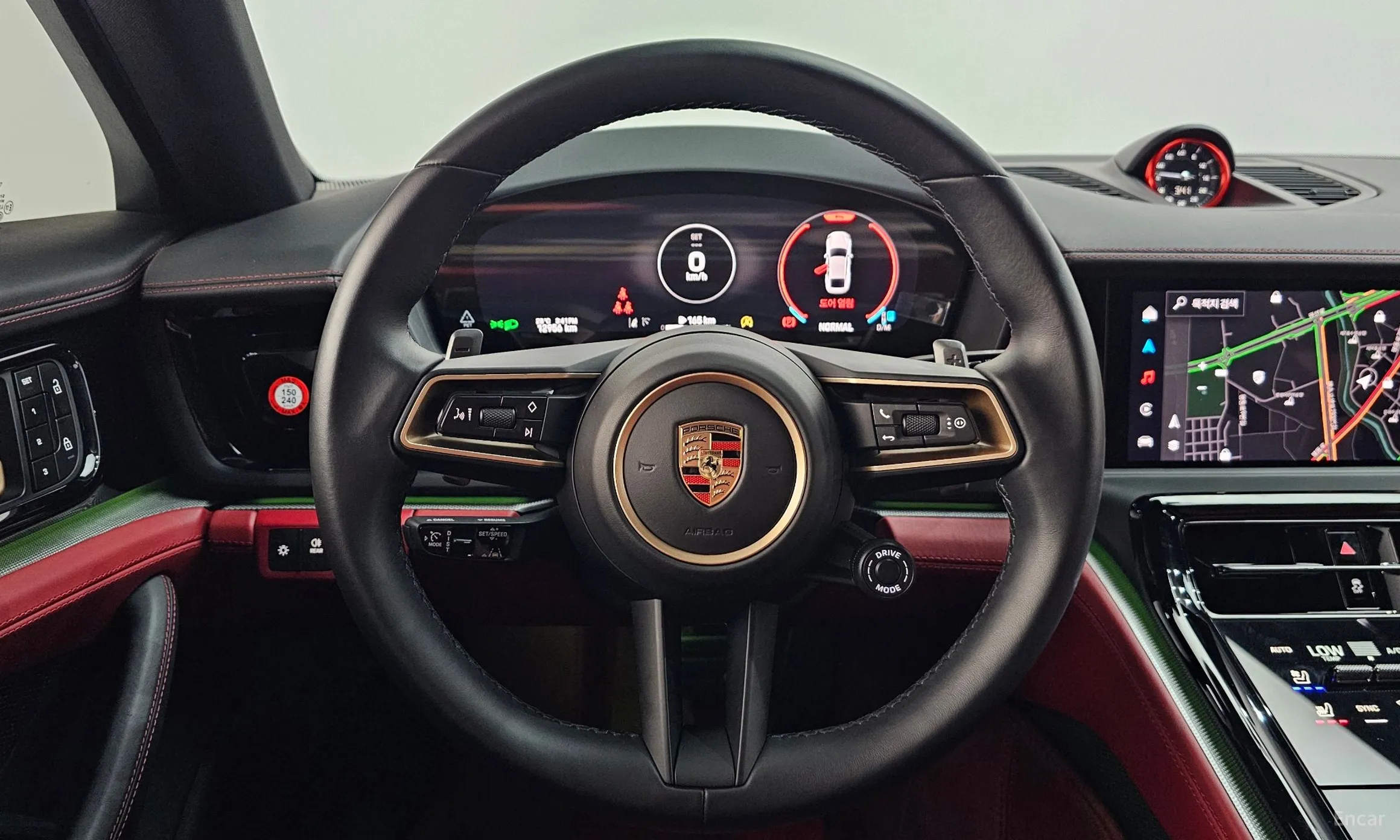 Porsche Panamera (976) превью 13