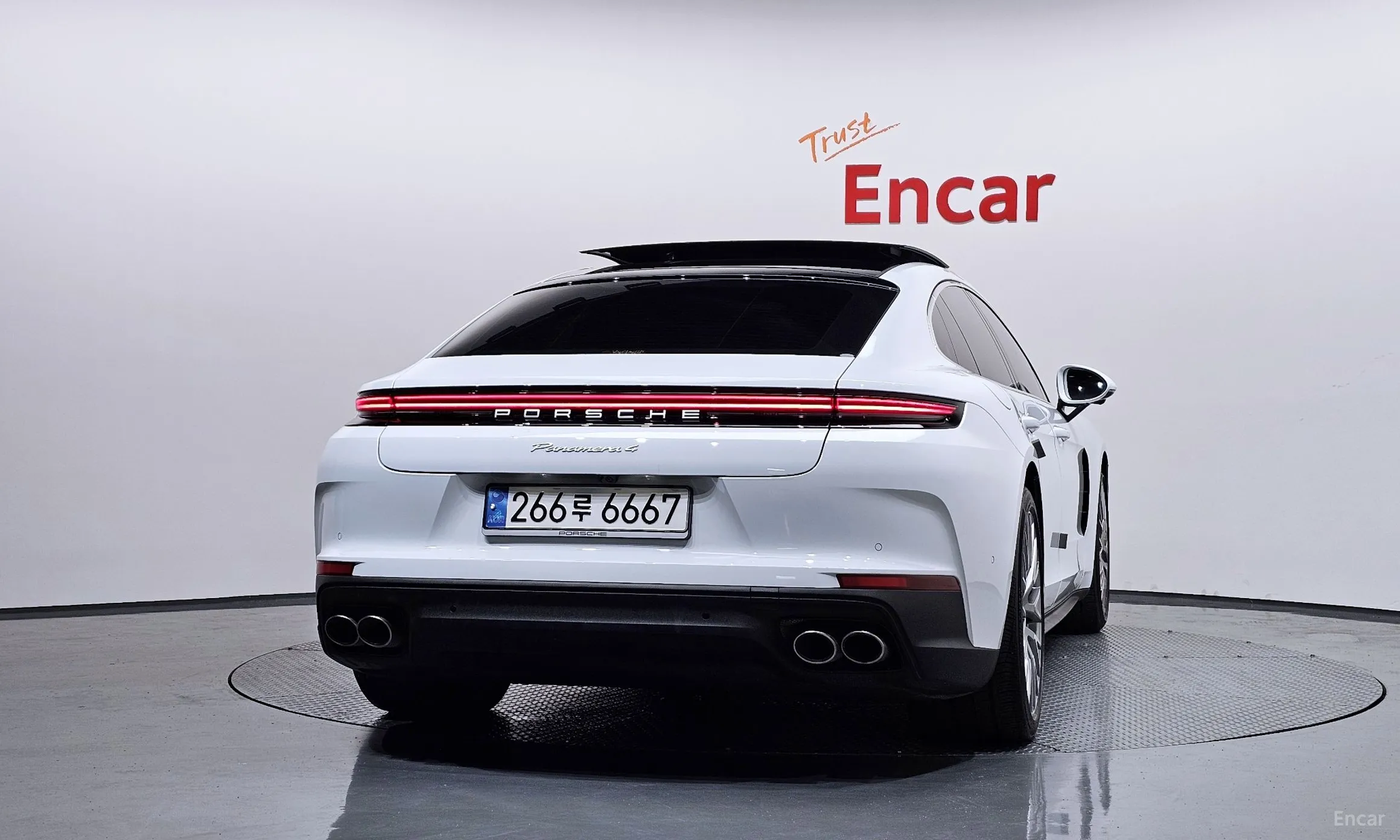 Porsche Panamera (976) превью 4