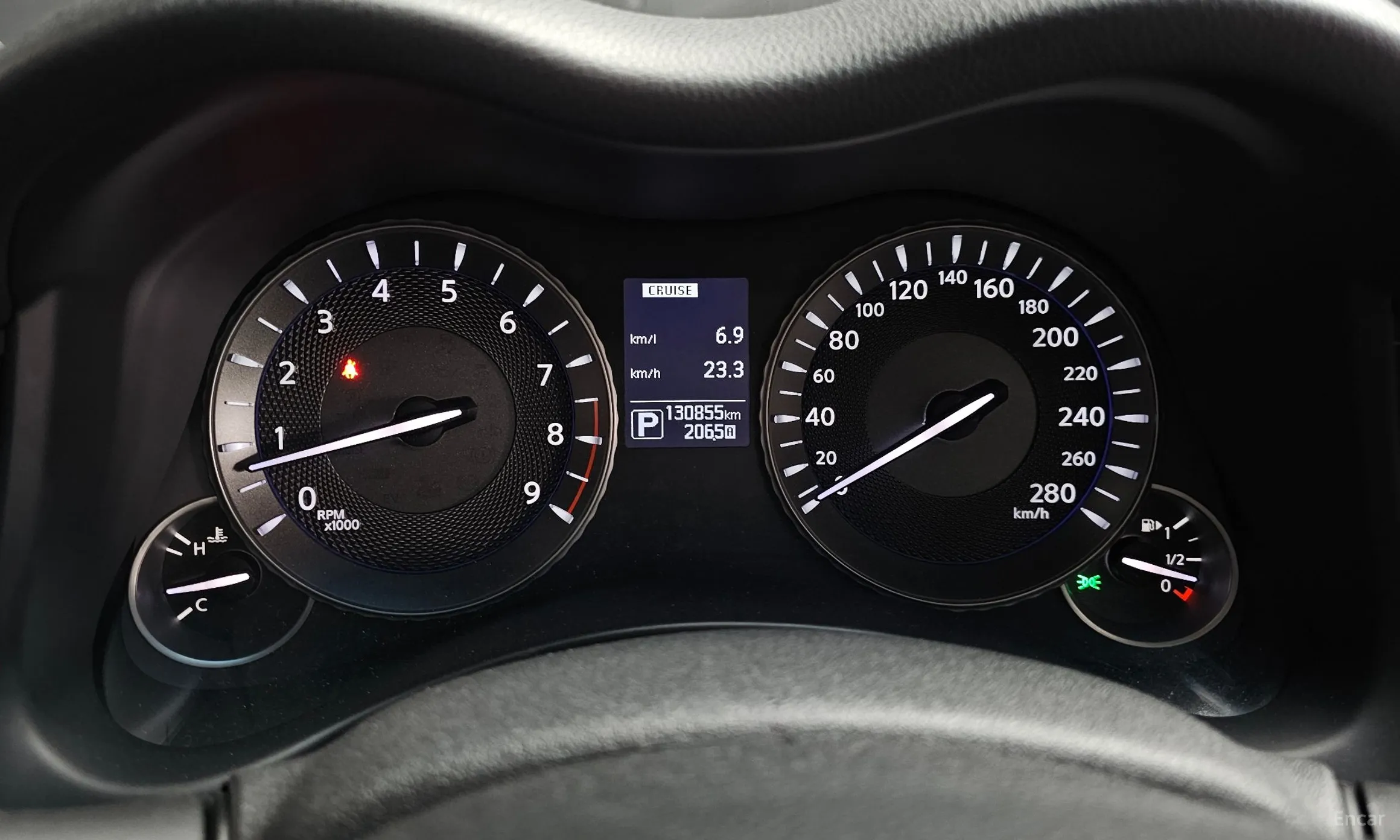 Infiniti Q70 превью 8