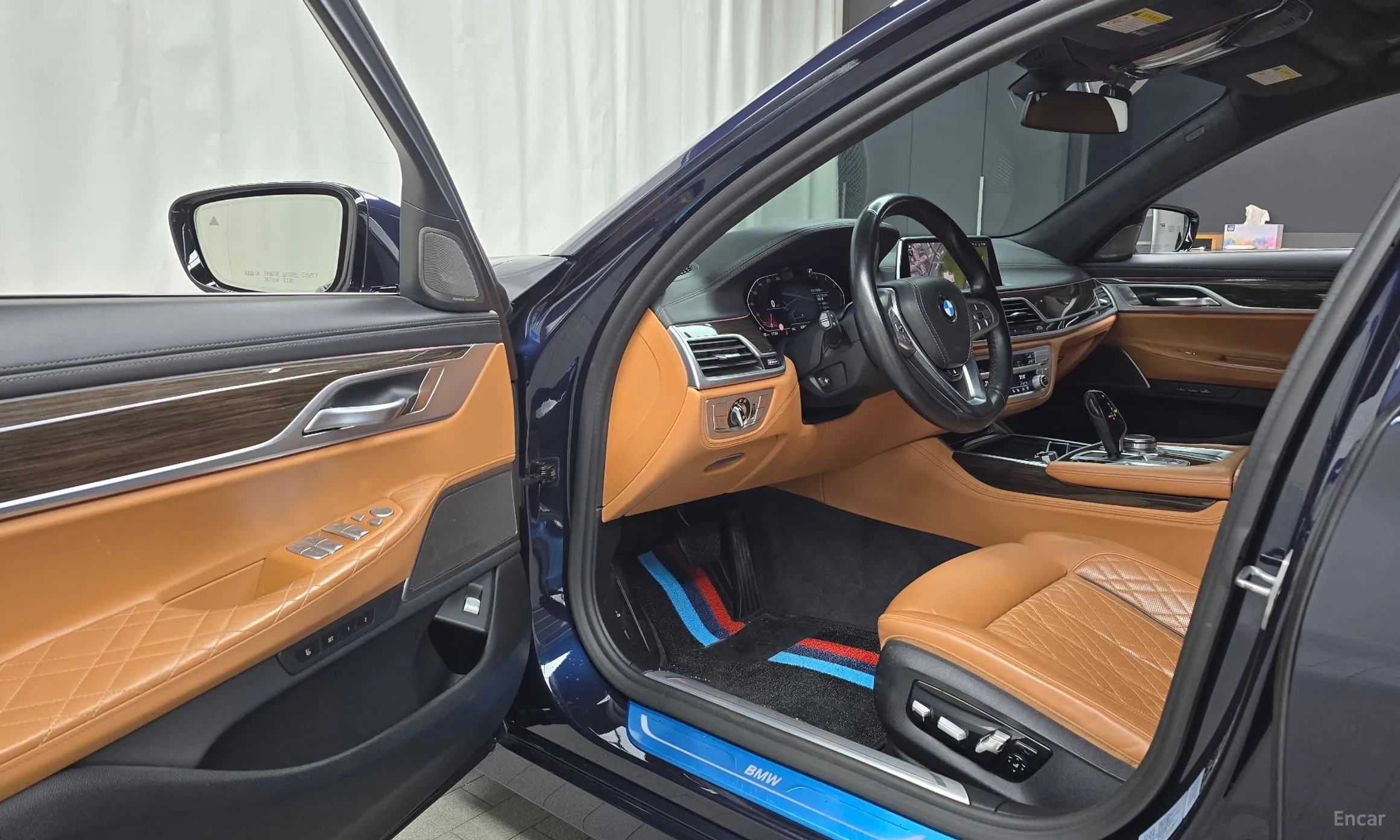 BMW 7 Series (G11) превью 10