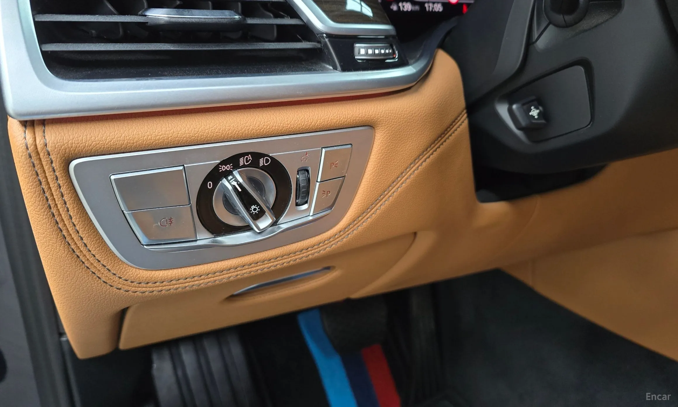 BMW 7 Series (G11) превью 20
