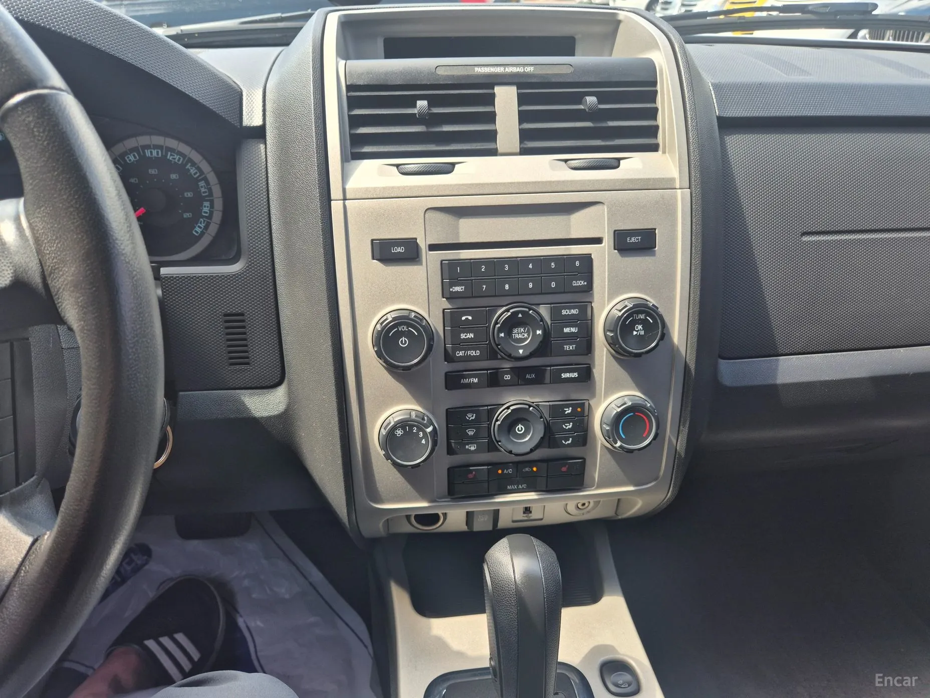 Ford Escape превью 16