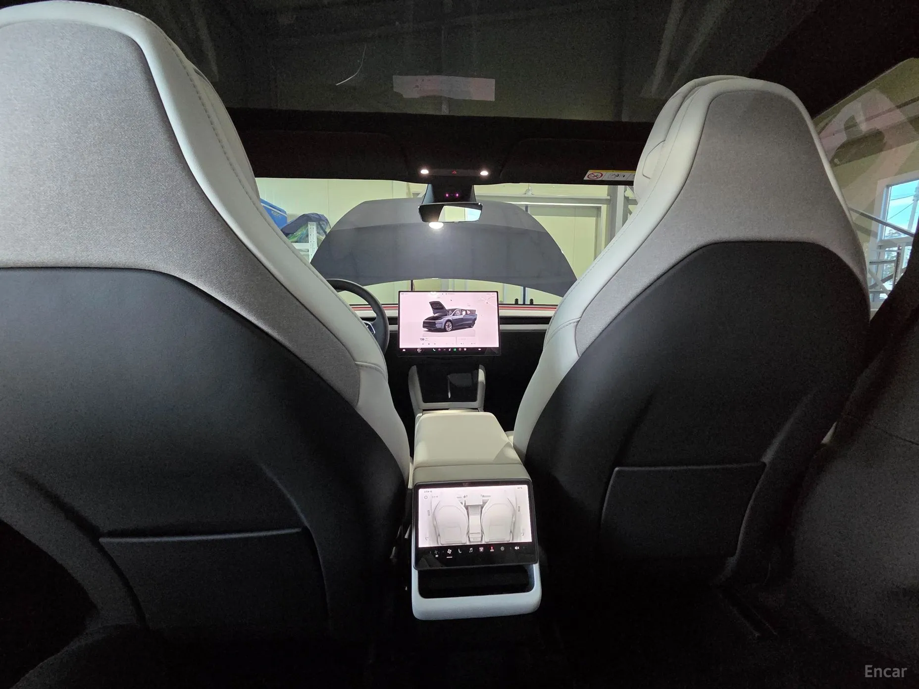 Tesla Model Y превью 10