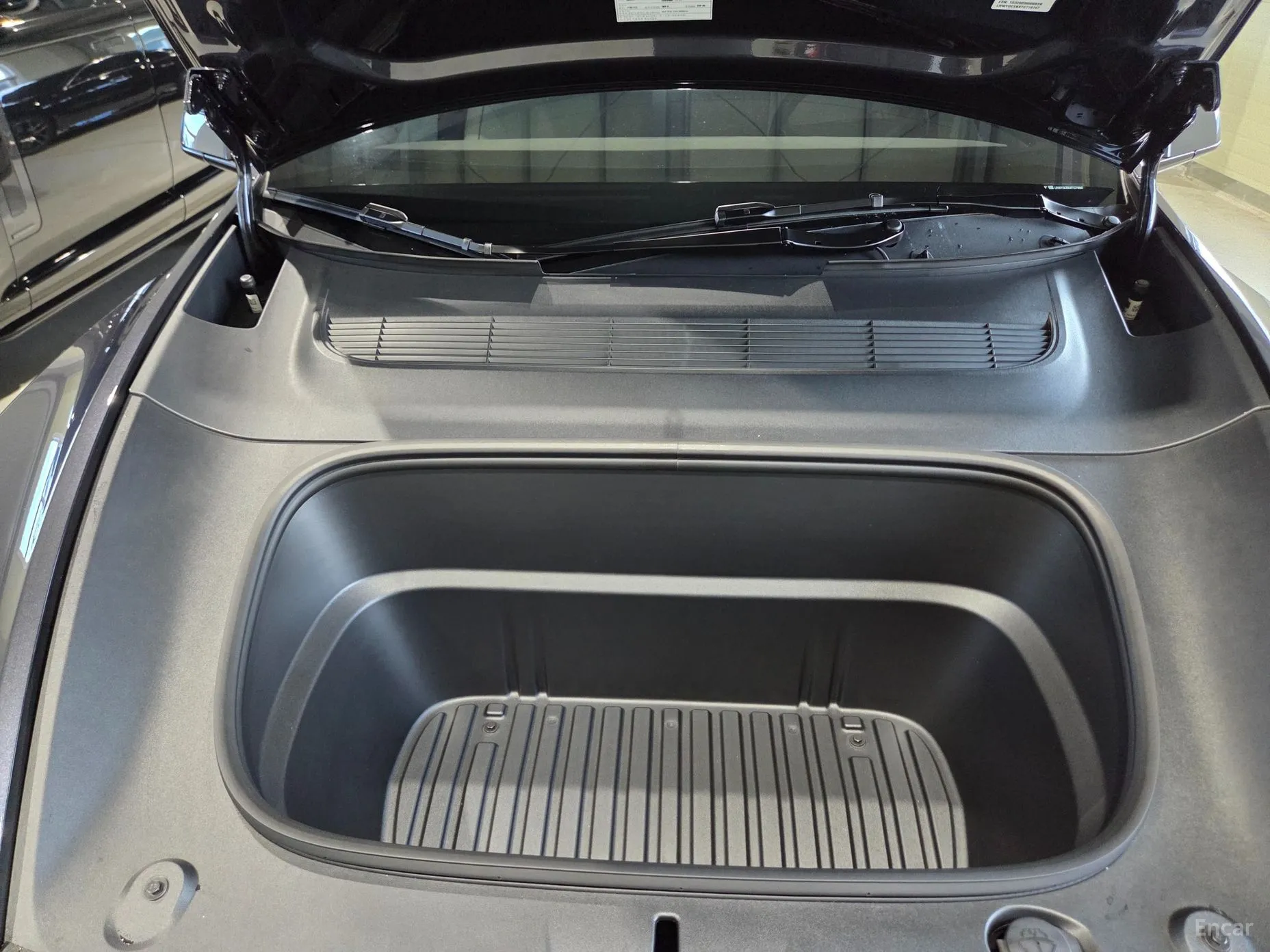 Tesla Model Y превью 6