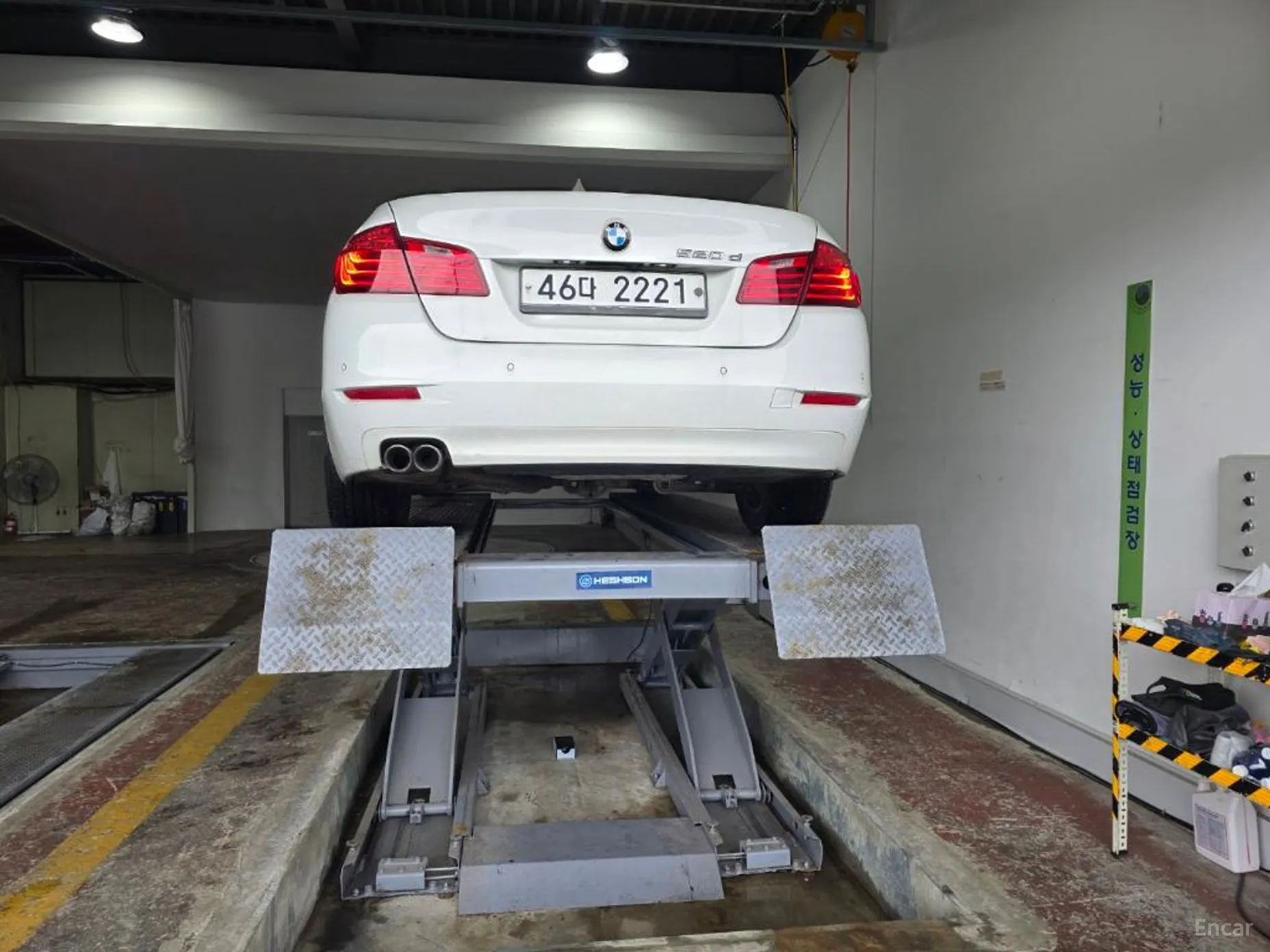 BMW 5 Series (F10)