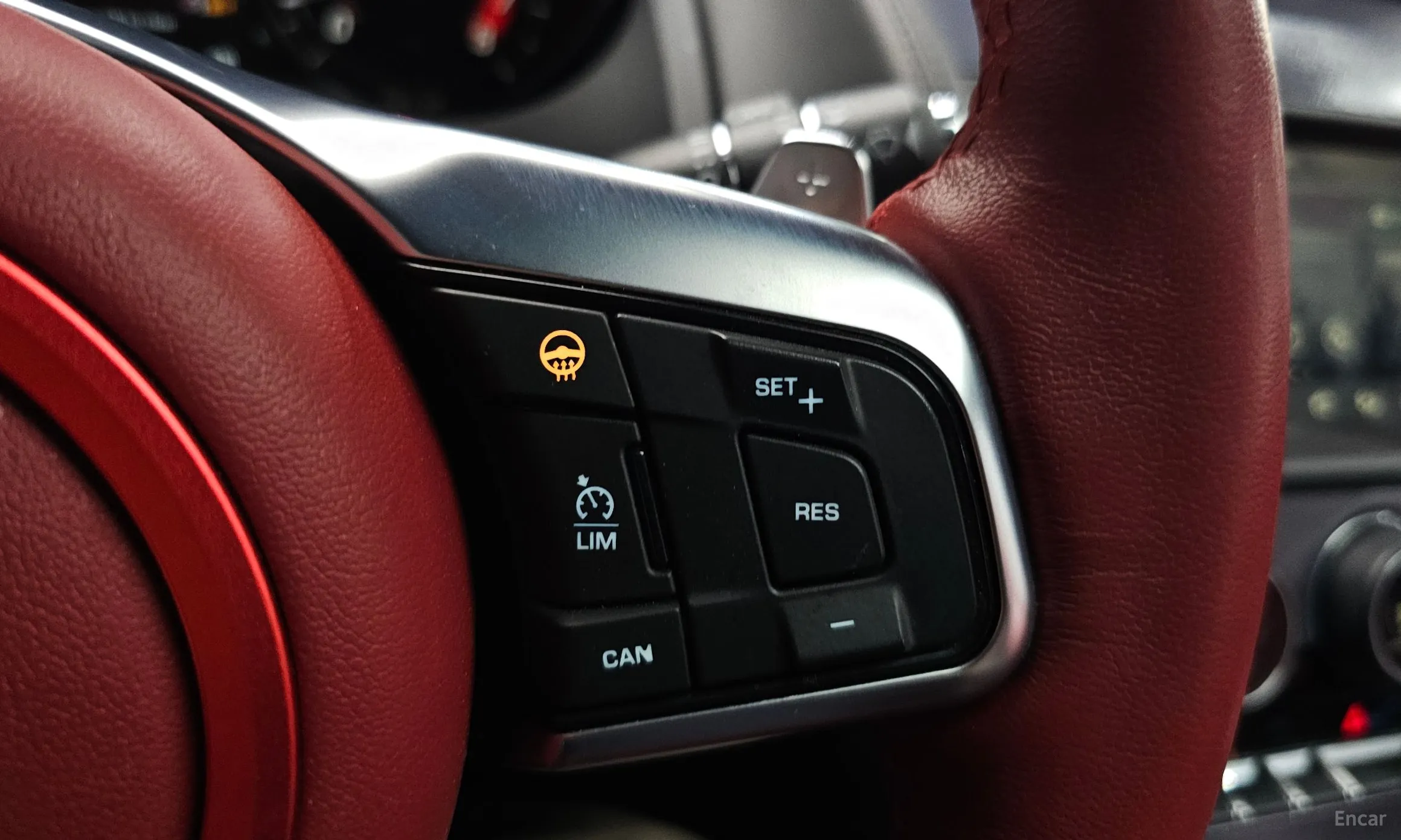 Jaguar F-TYPE превью 13