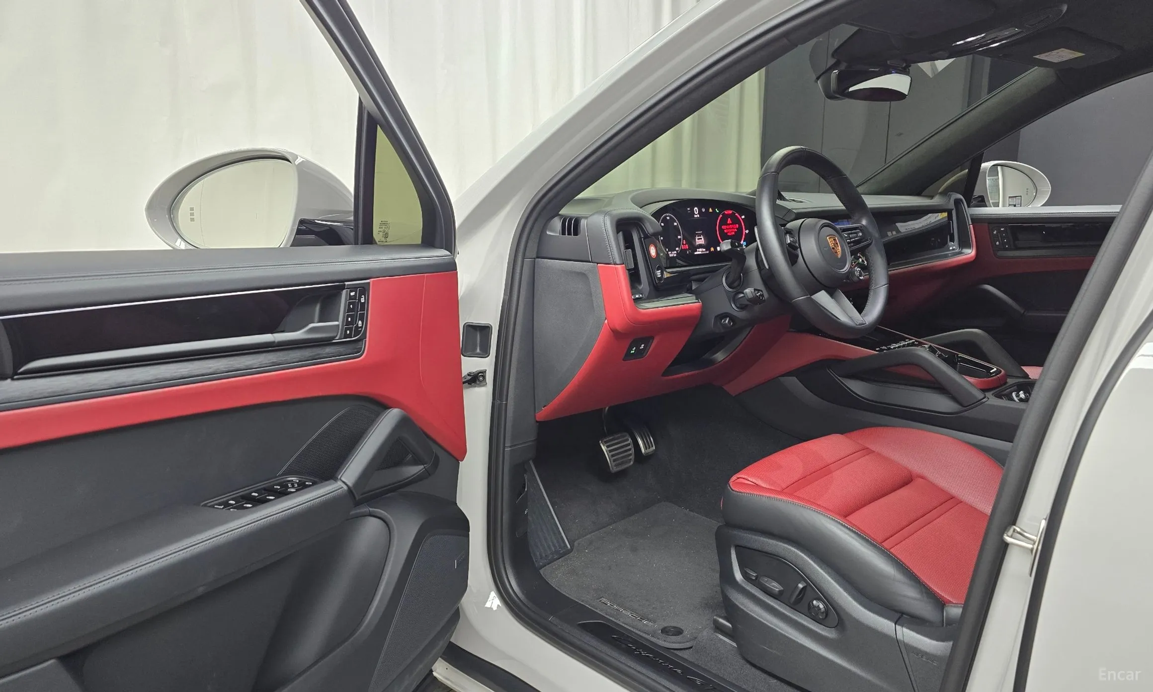 Porsche Cayenne (PO536) превью 10