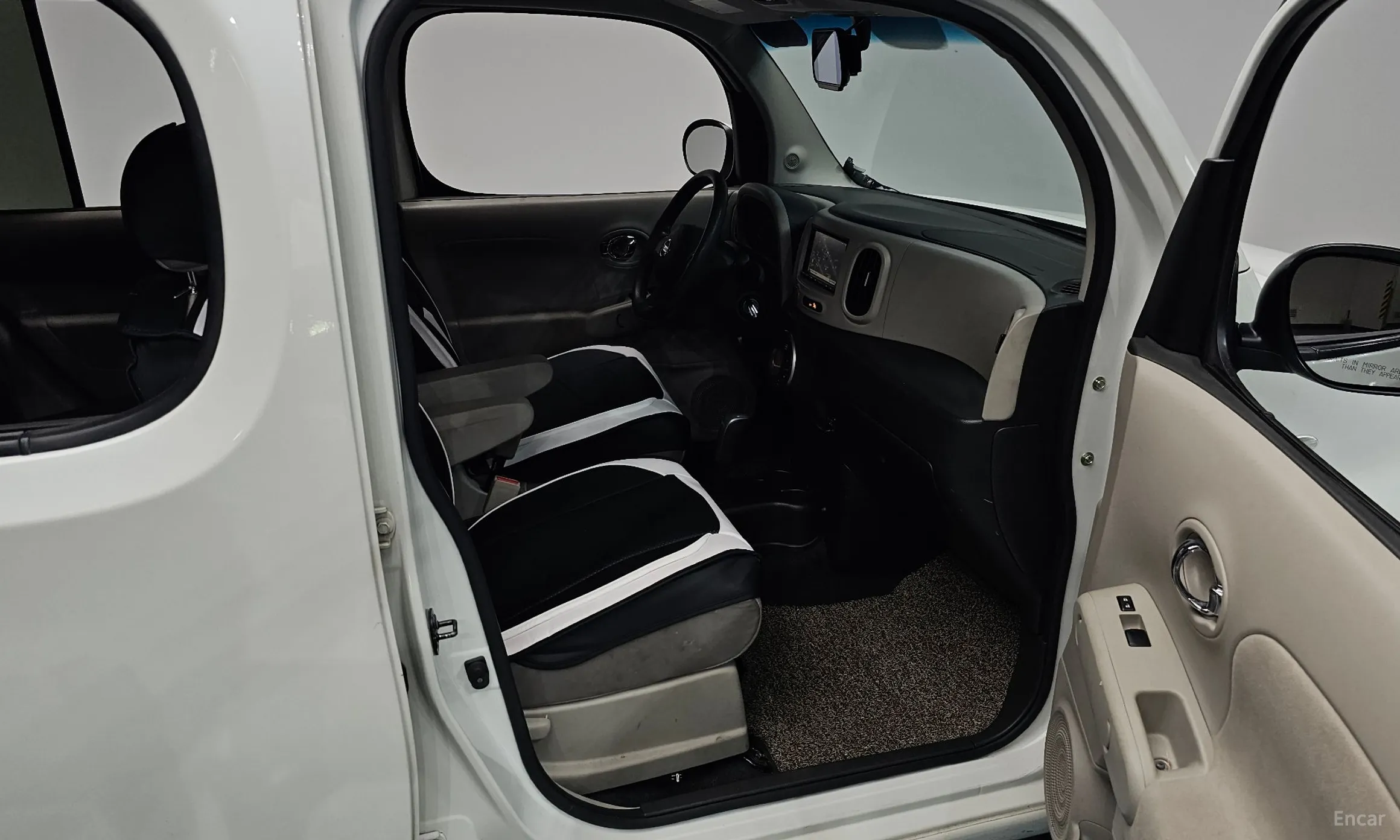 Nissan Cube превью 11