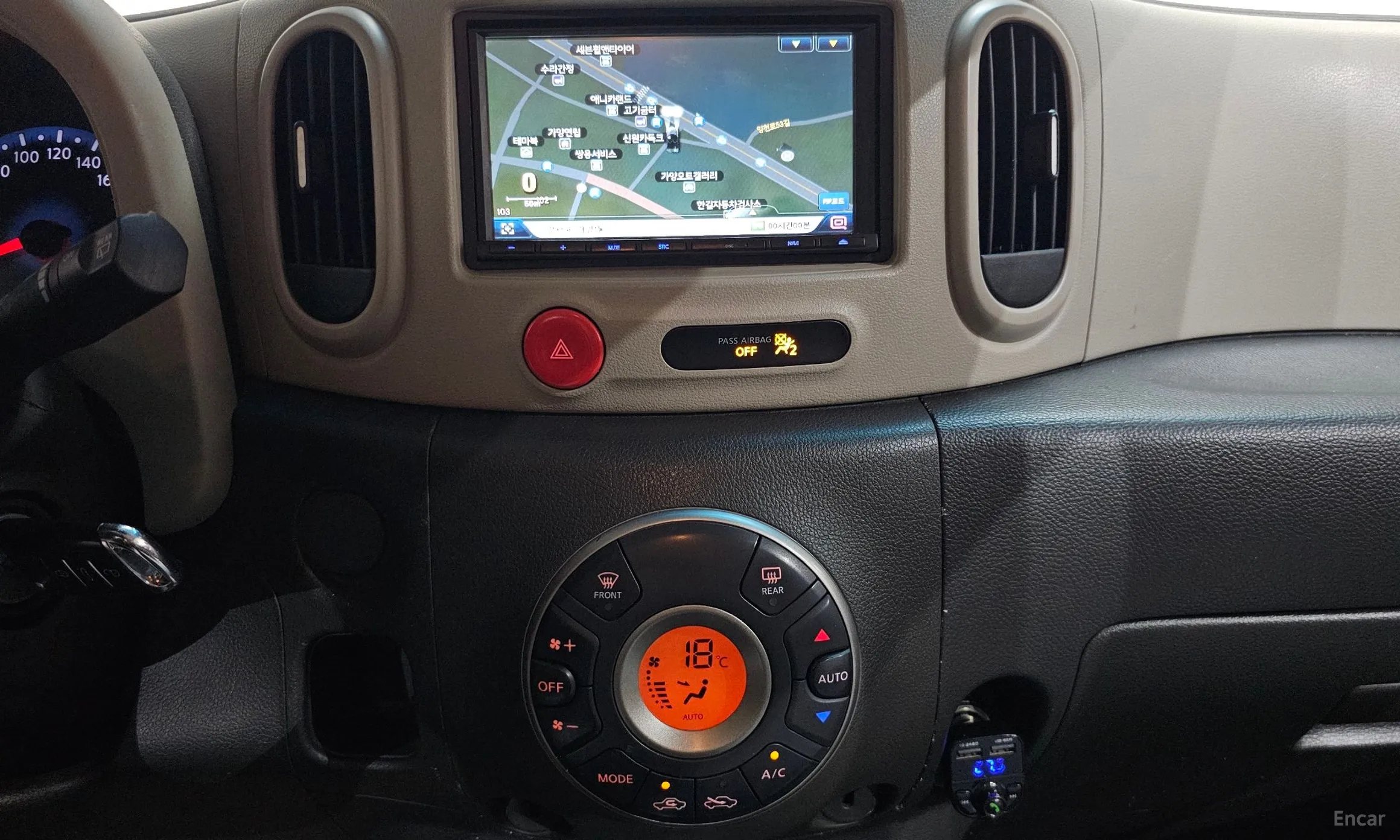 Nissan Cube превью 14