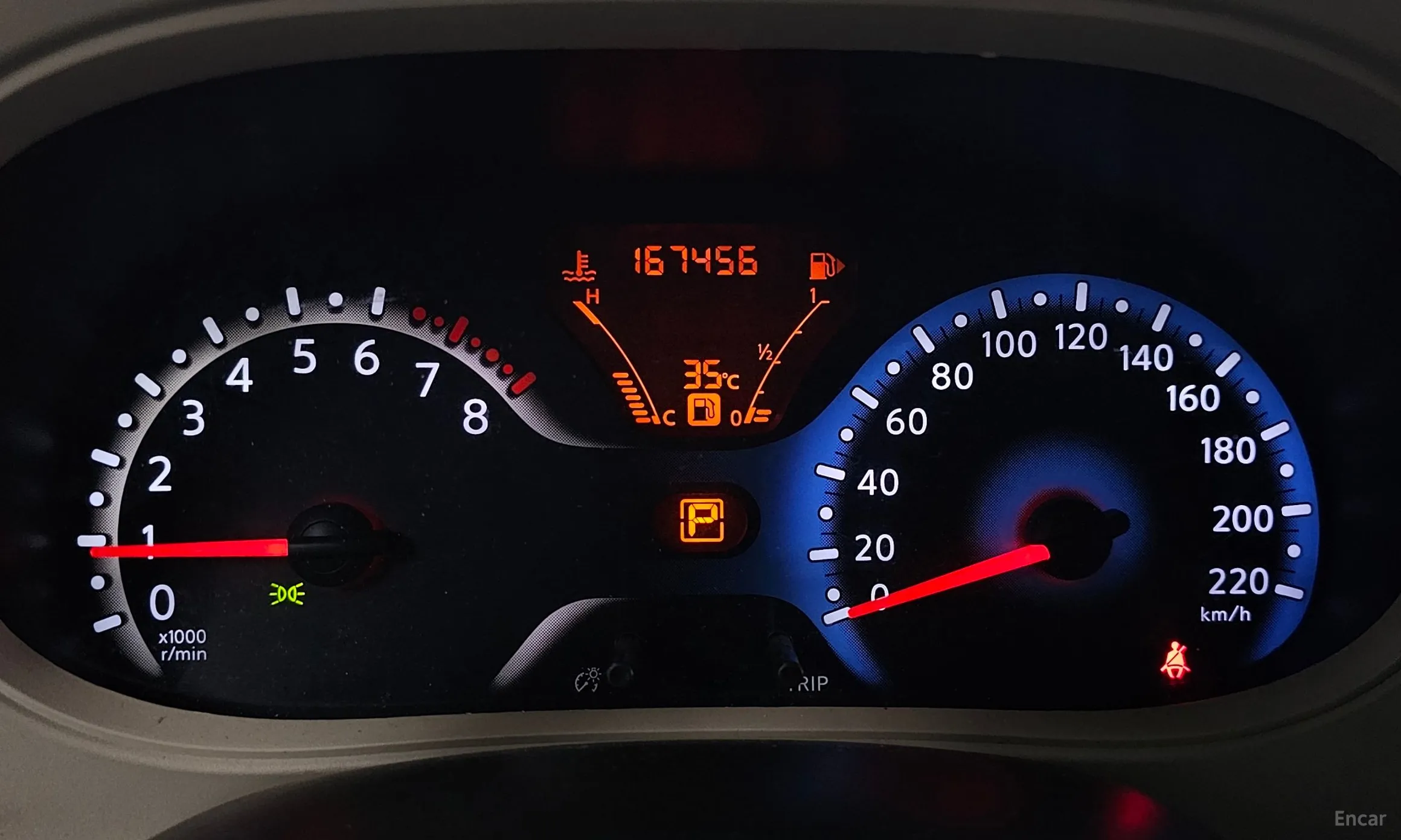 Nissan Cube превью 8