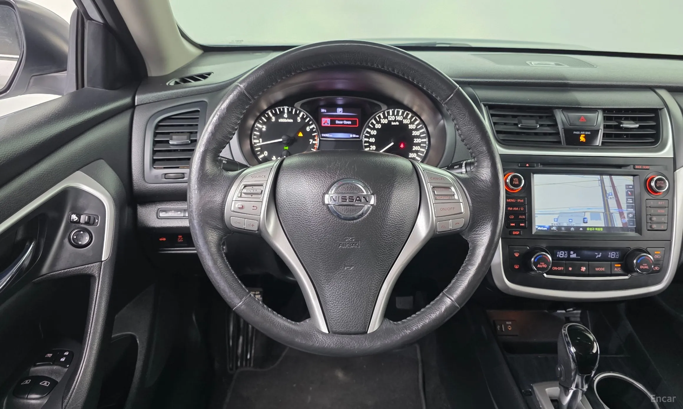 Nissan Altima превью 15
