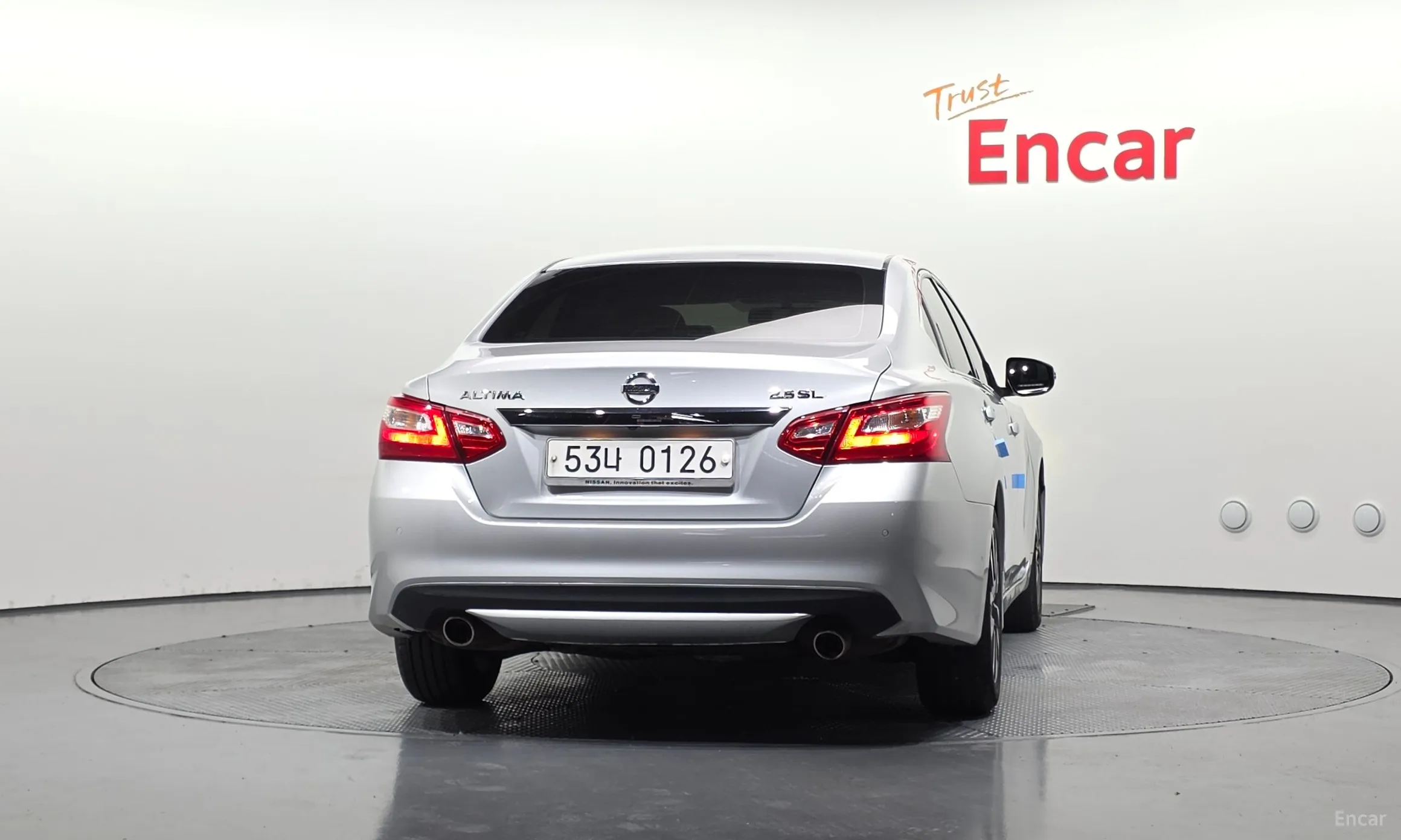 Nissan Altima превью 4