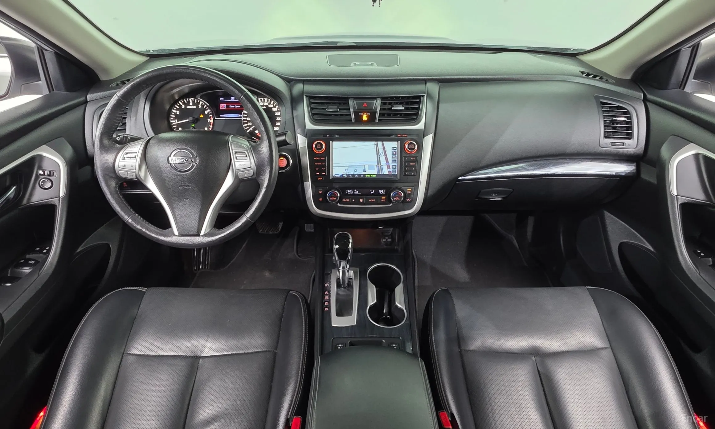 Nissan Altima превью 7