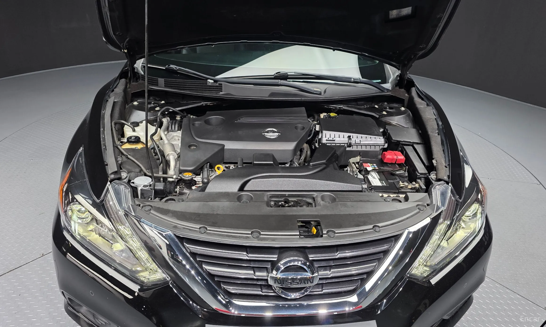 Nissan Altima превью 6
