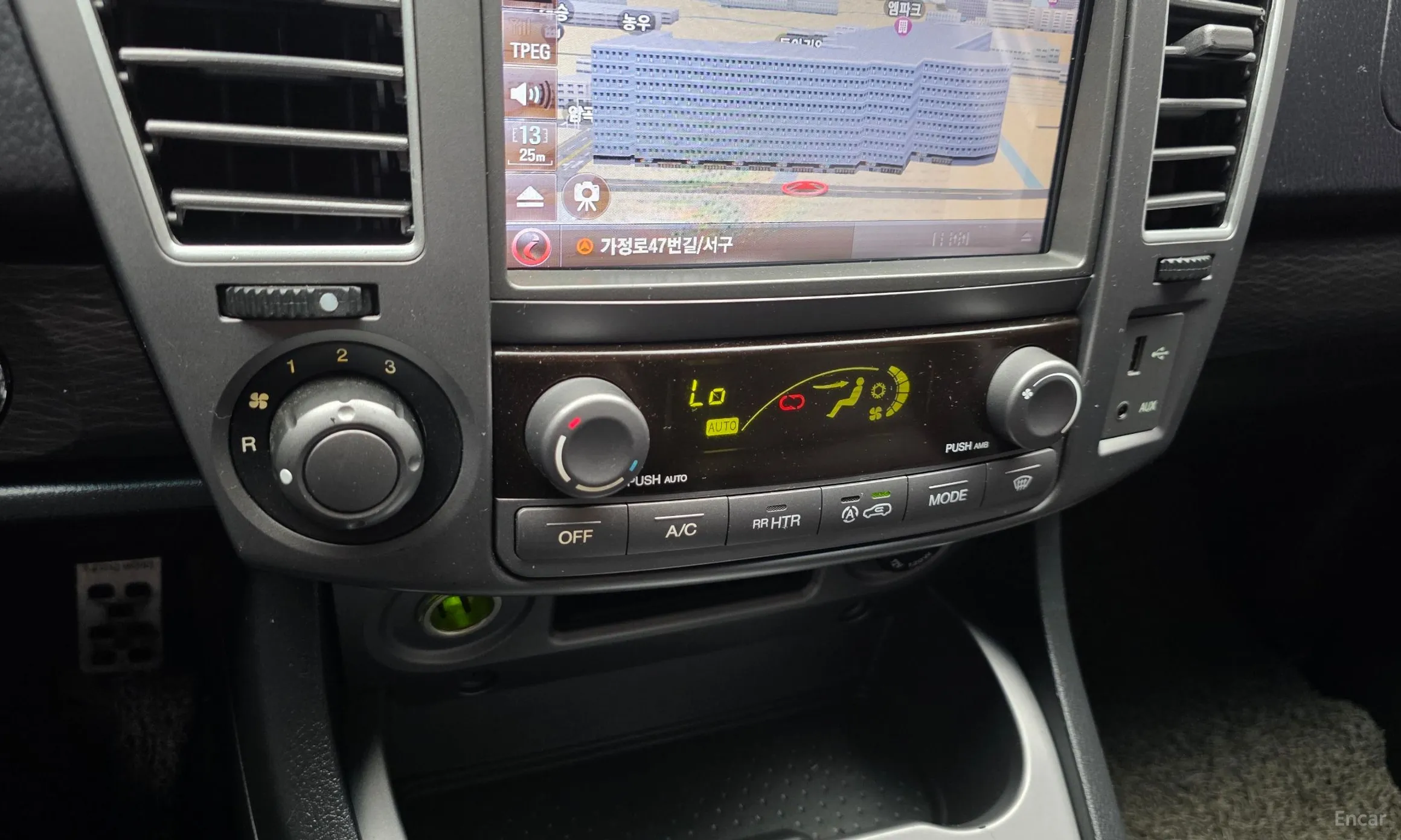 KG Mobility (SsangYong) Korando Turismo превью 16