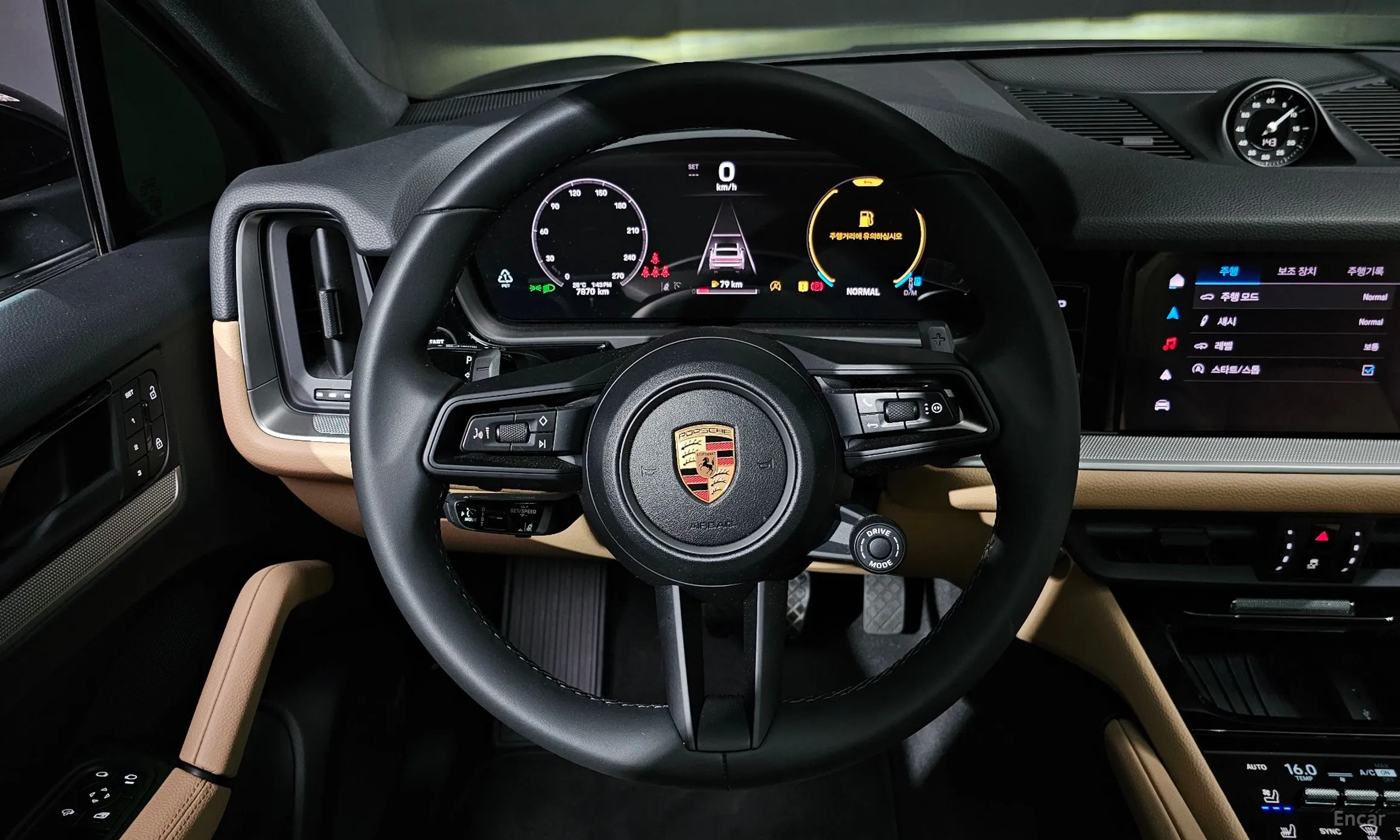 Porsche Cayenne (PO536) превью 12