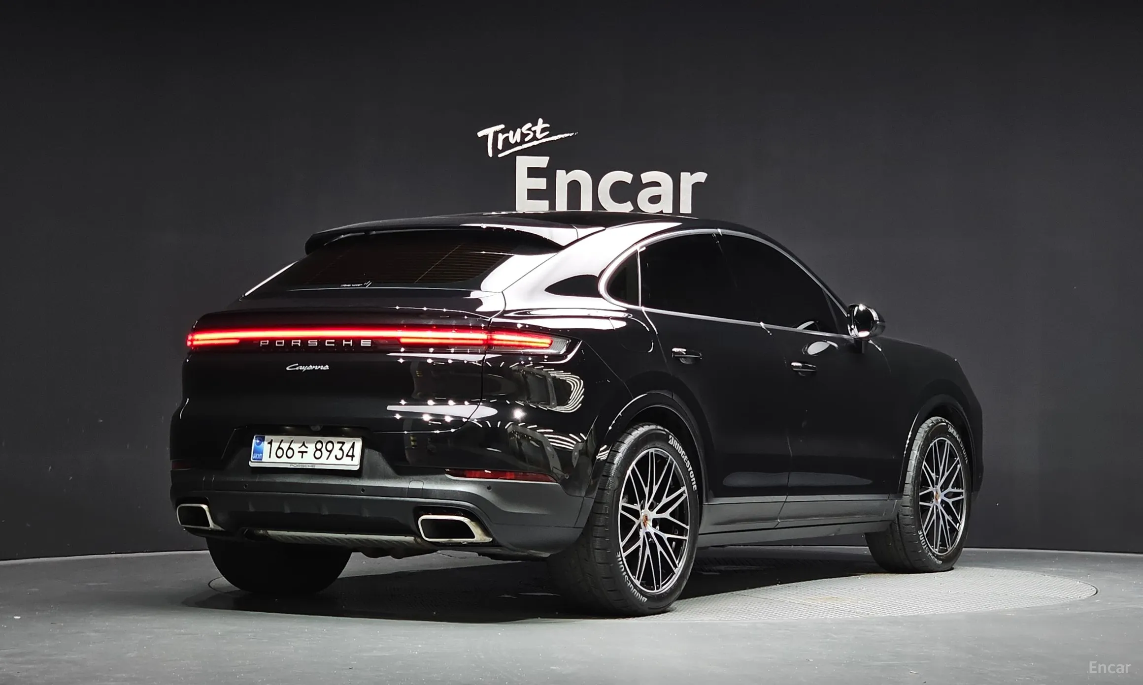 Porsche Cayenne (PO536) превью 2