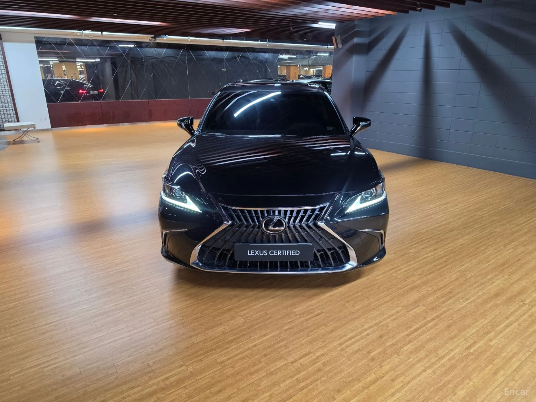 Lexus ES300h 7th Generation превью 3