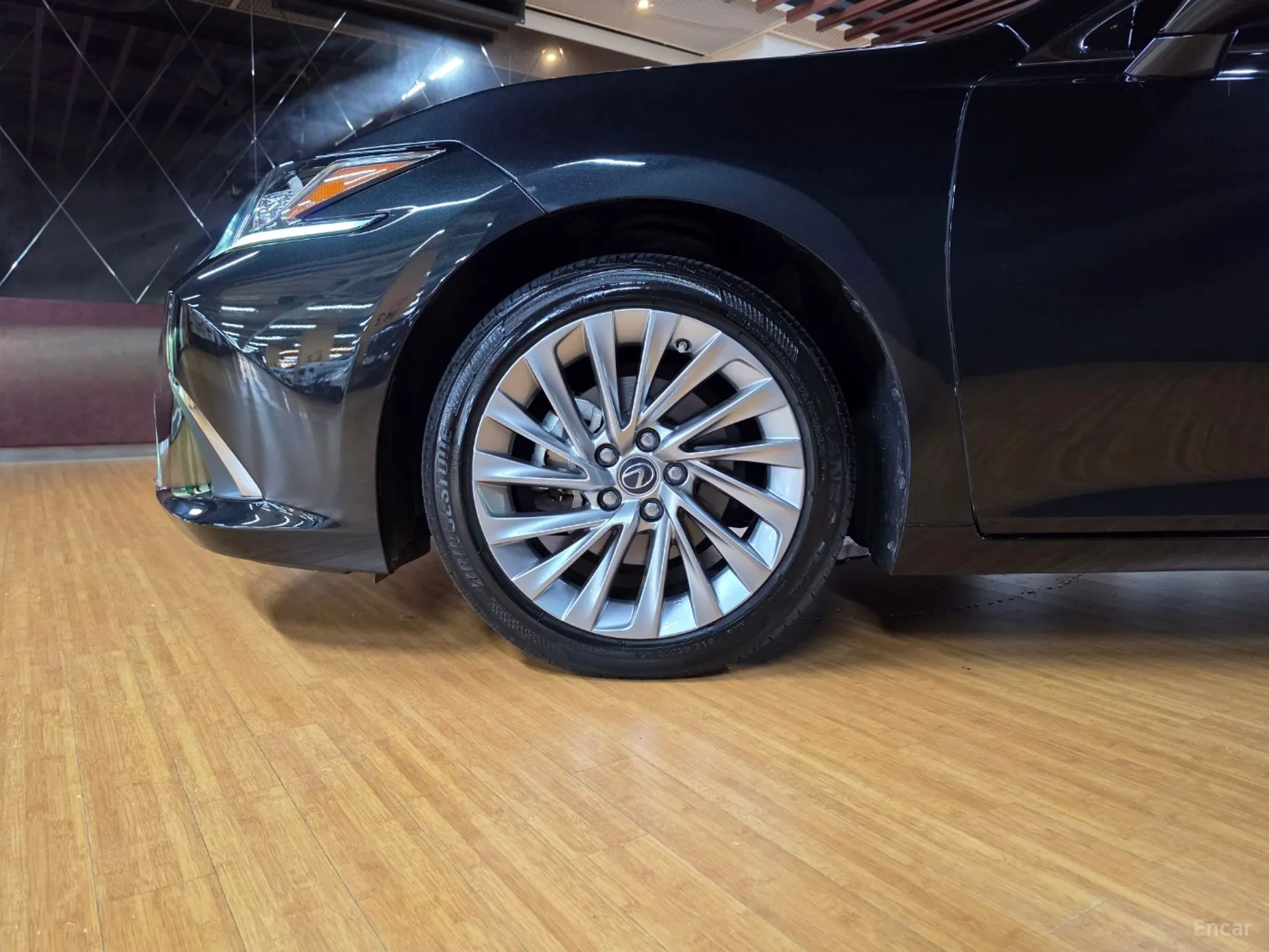 Lexus ES300h 7th Generation превью 5