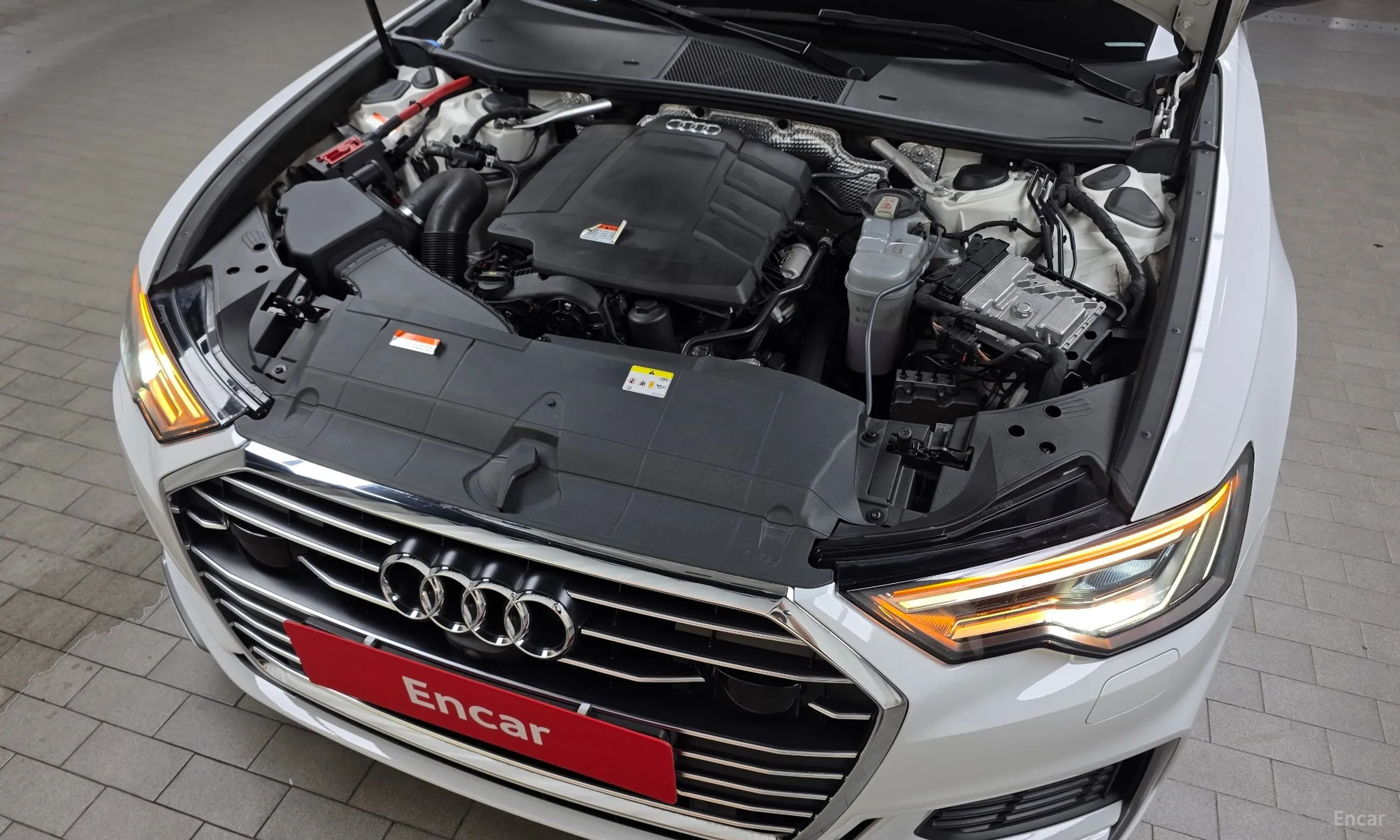 Audi A6 (C8) превью 6
