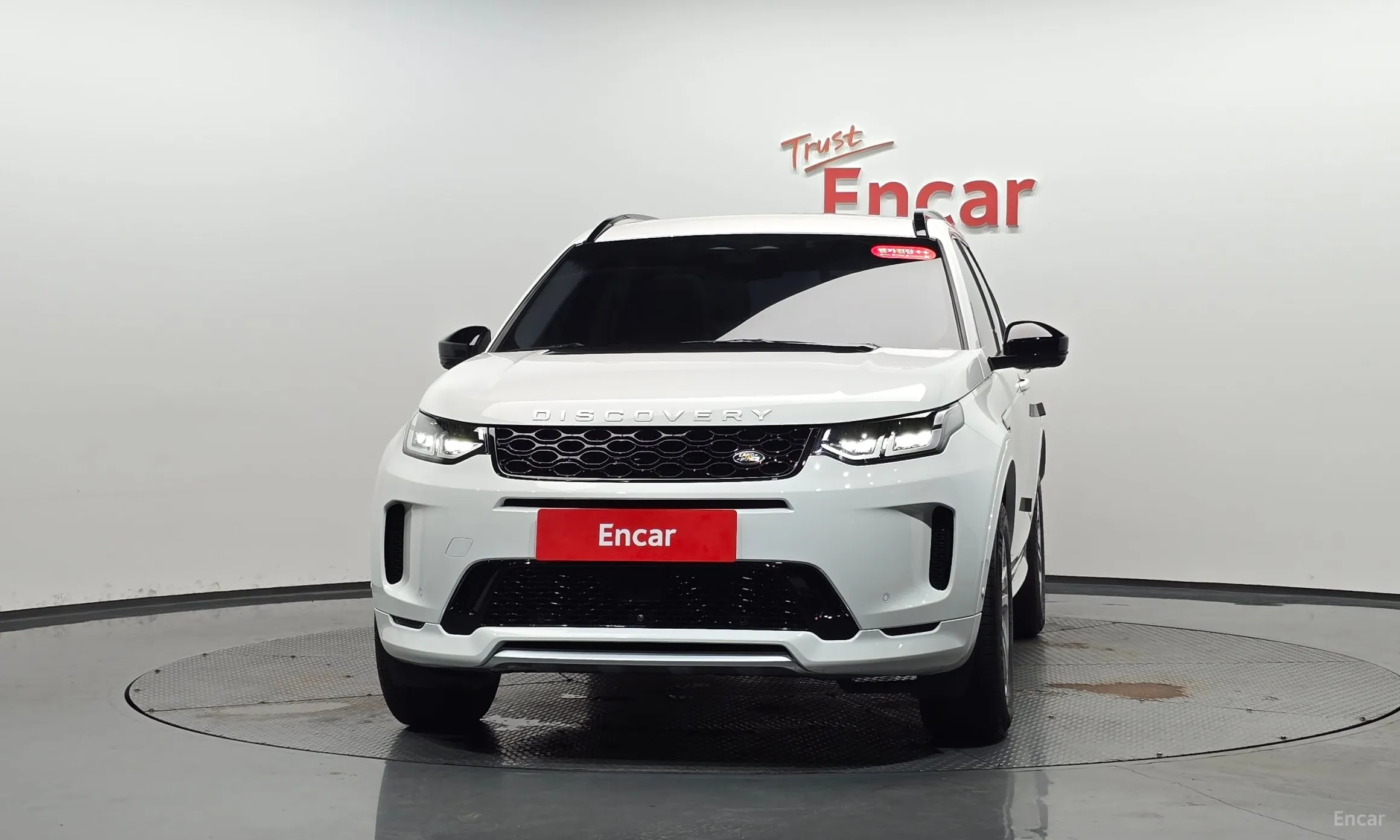 Land Rover Discovery Sports превью 3