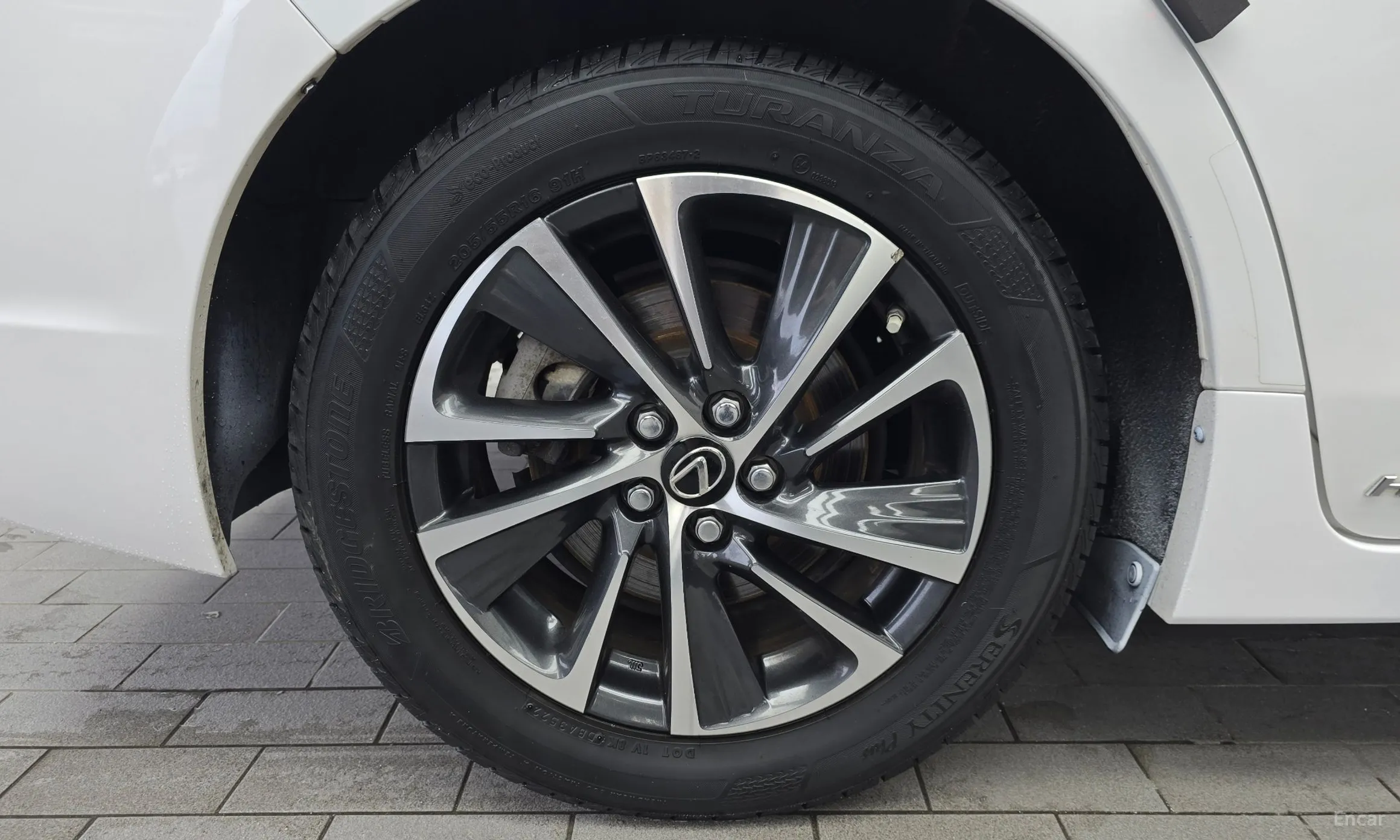 Lexus CT200h превью 5