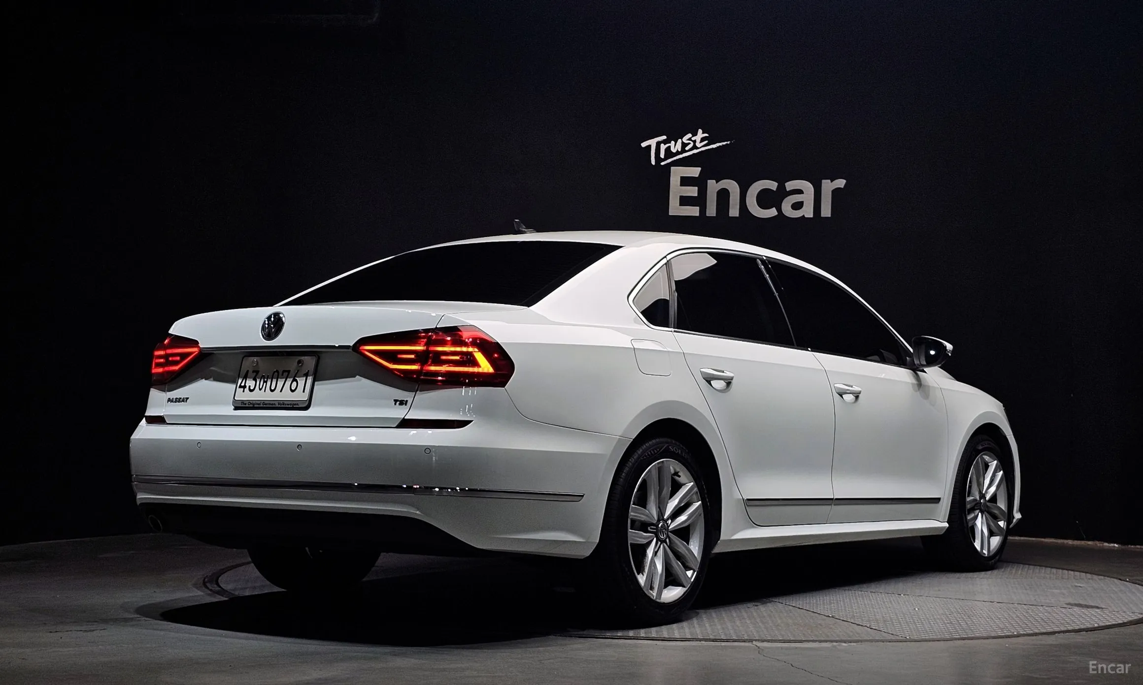 Volkswagen The New Passat превью 2