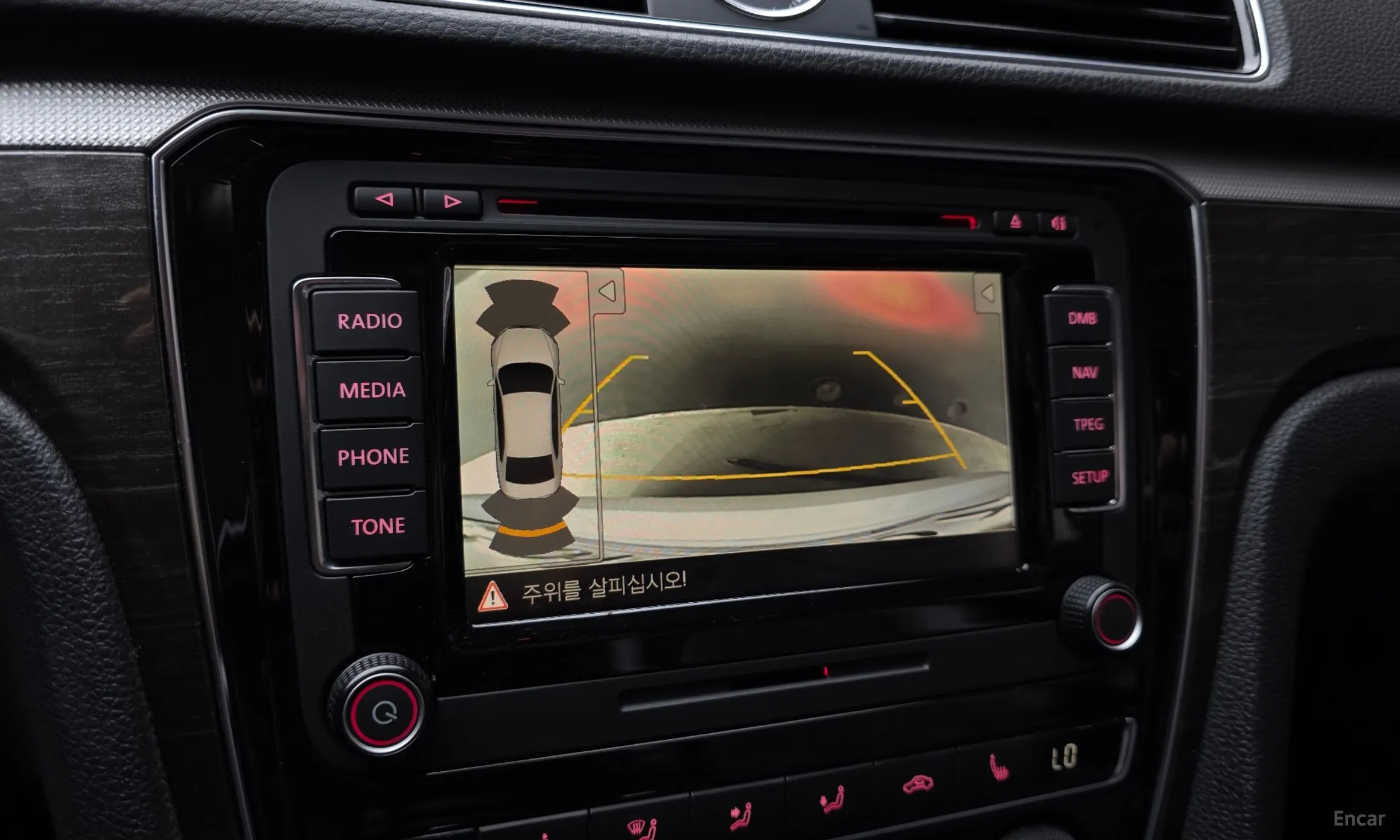Volkswagen The New Passat превью 17