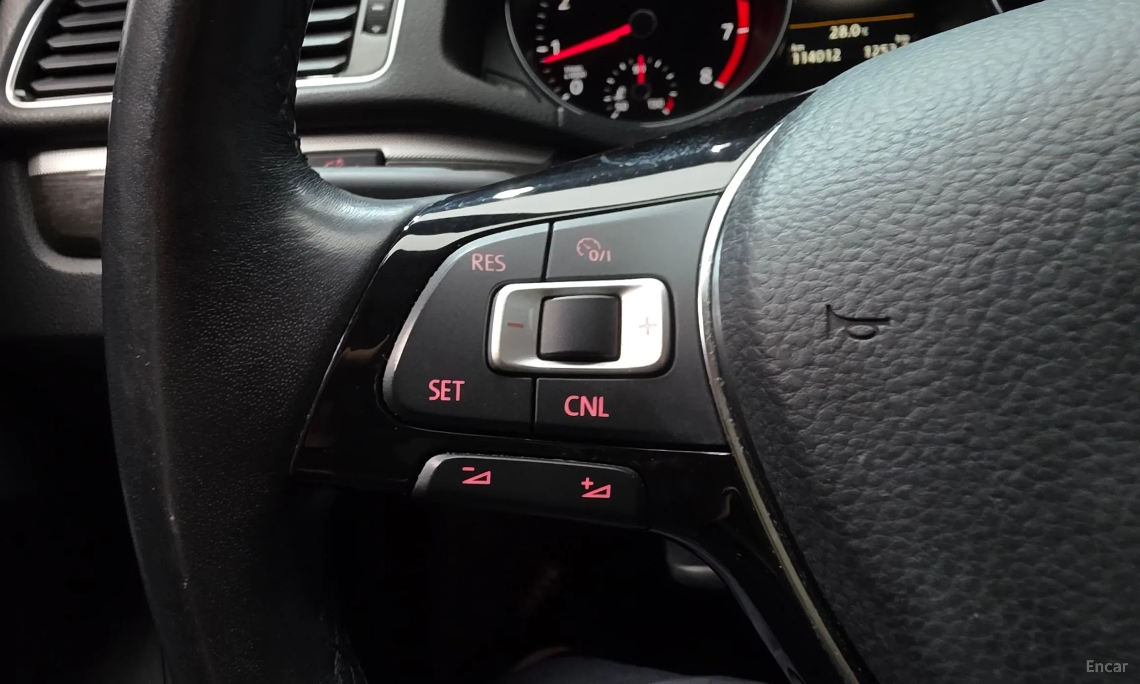 Volkswagen The New Passat превью 20