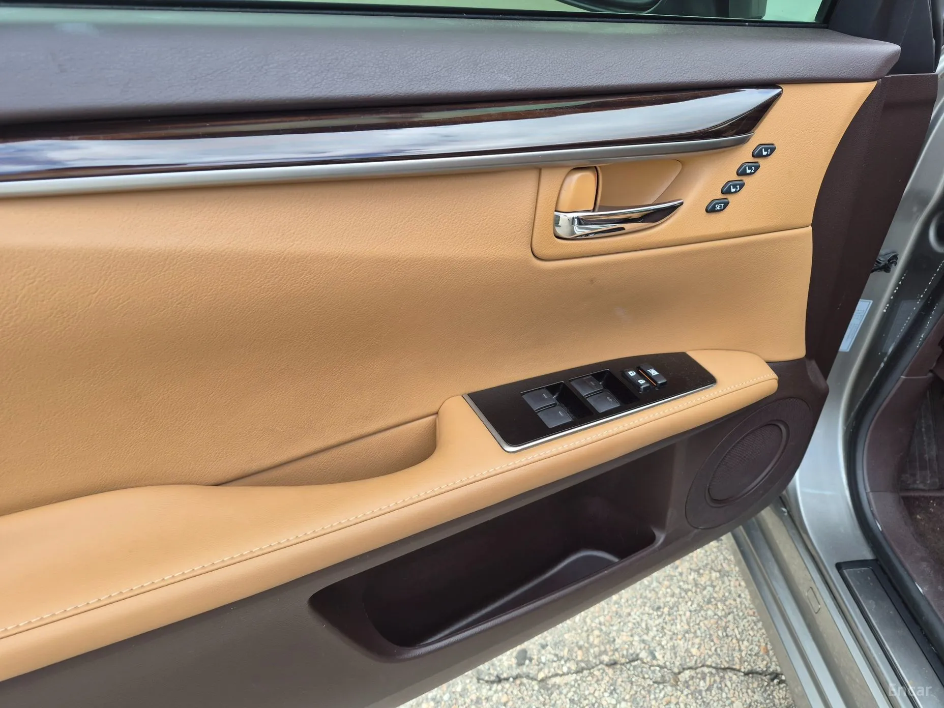 Lexus New ES300h превью 6