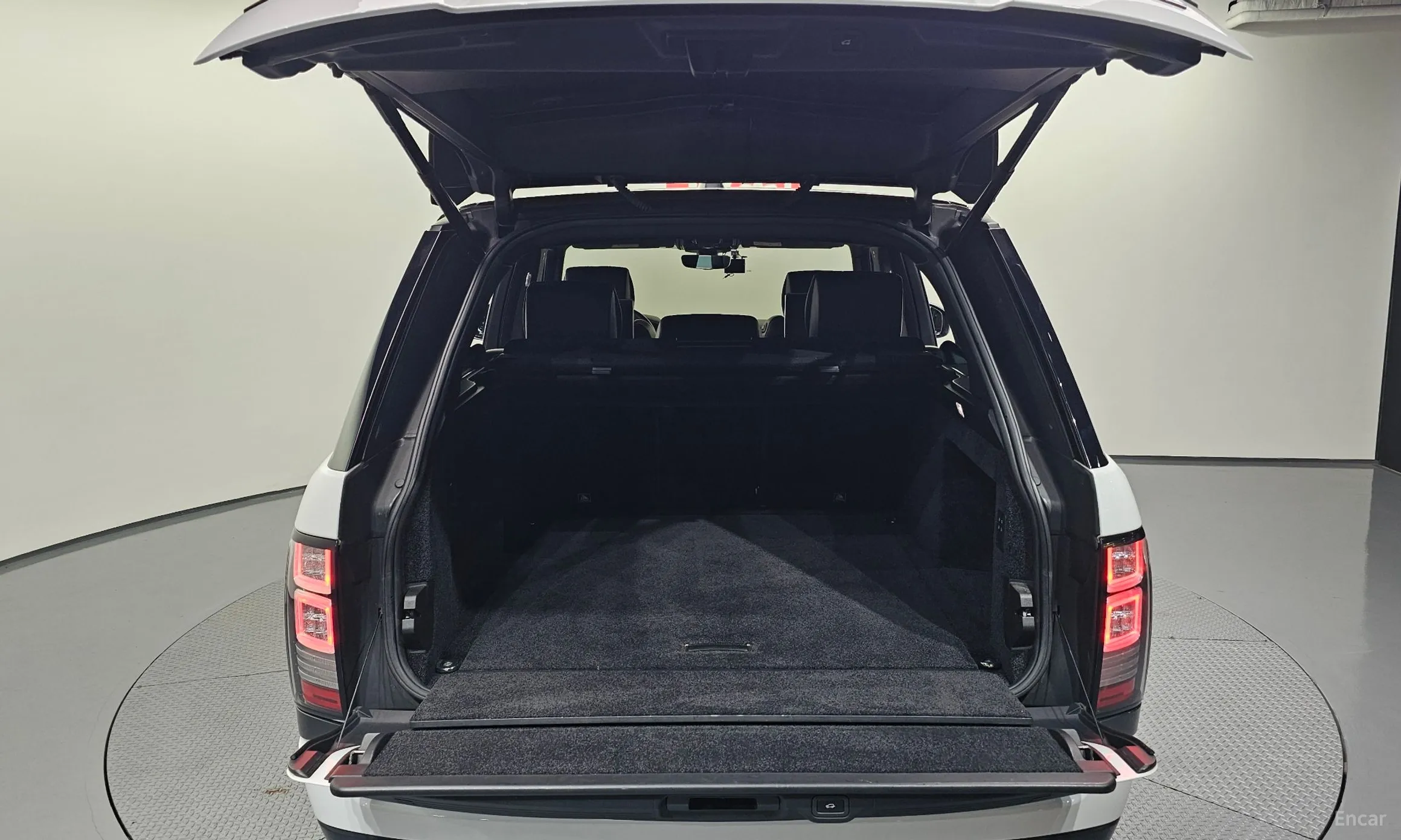 Land Rover Range Rover 4th Generation превью 19