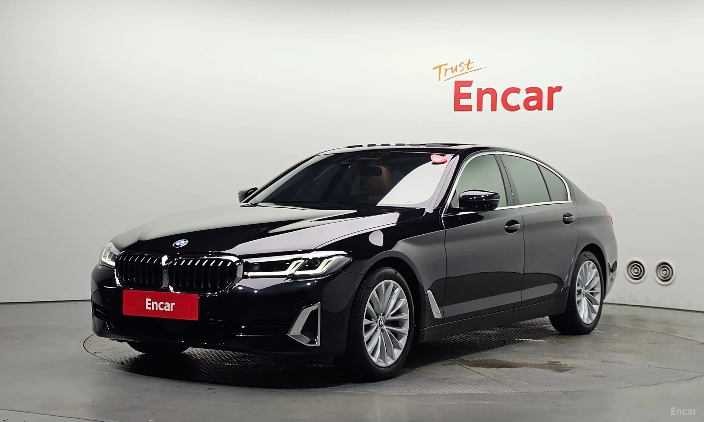 BMW 5 Series (G30)