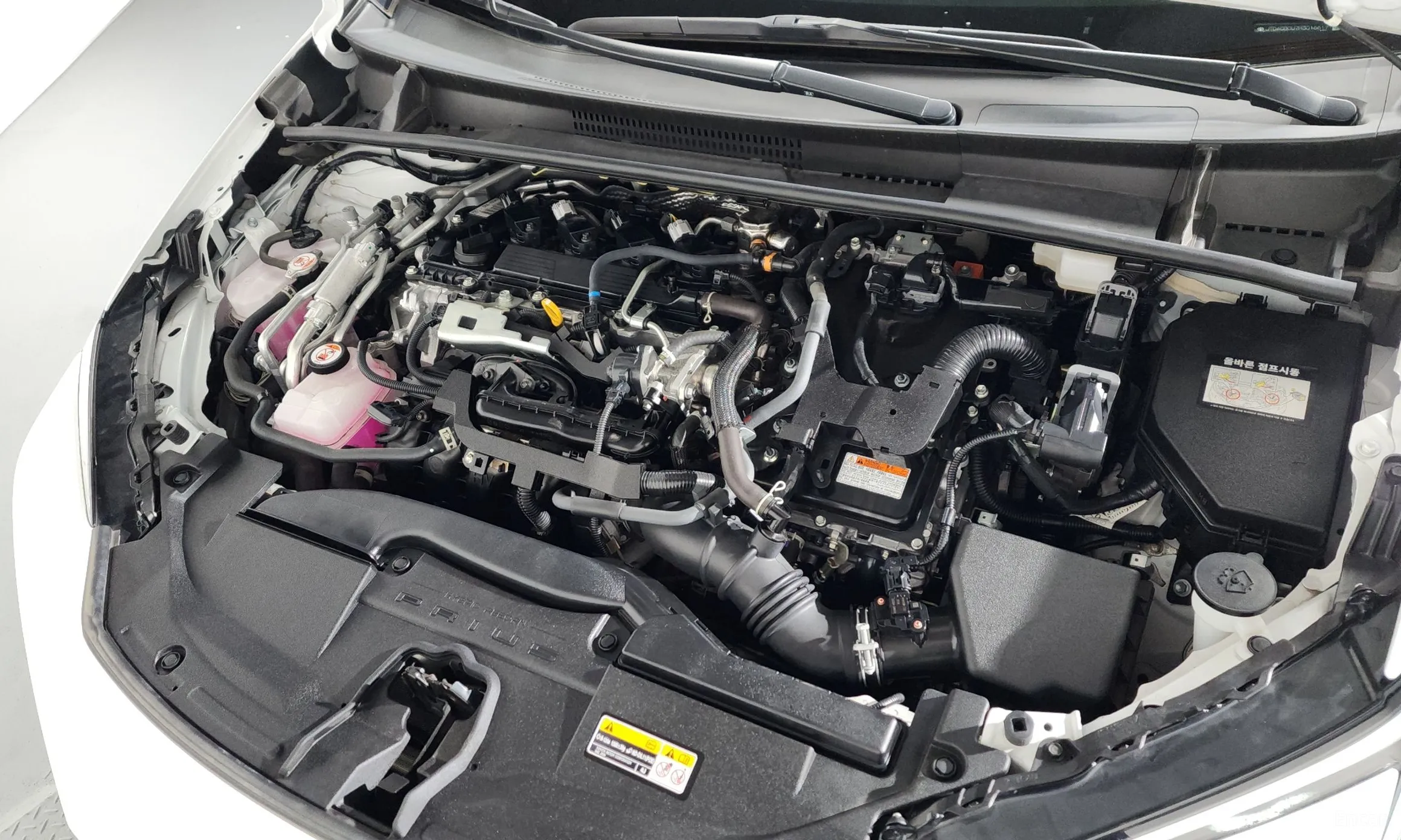 Toyota Prius 5th Generation превью 6