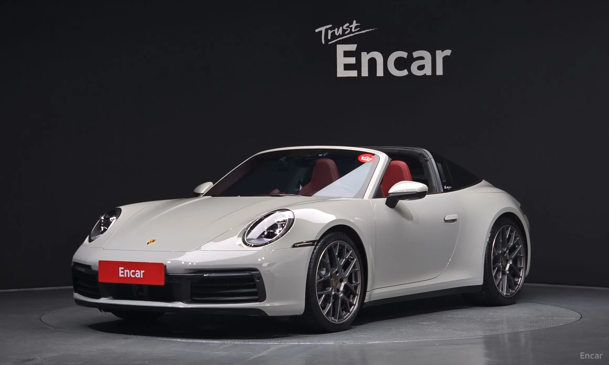 Porsche 911 (992)