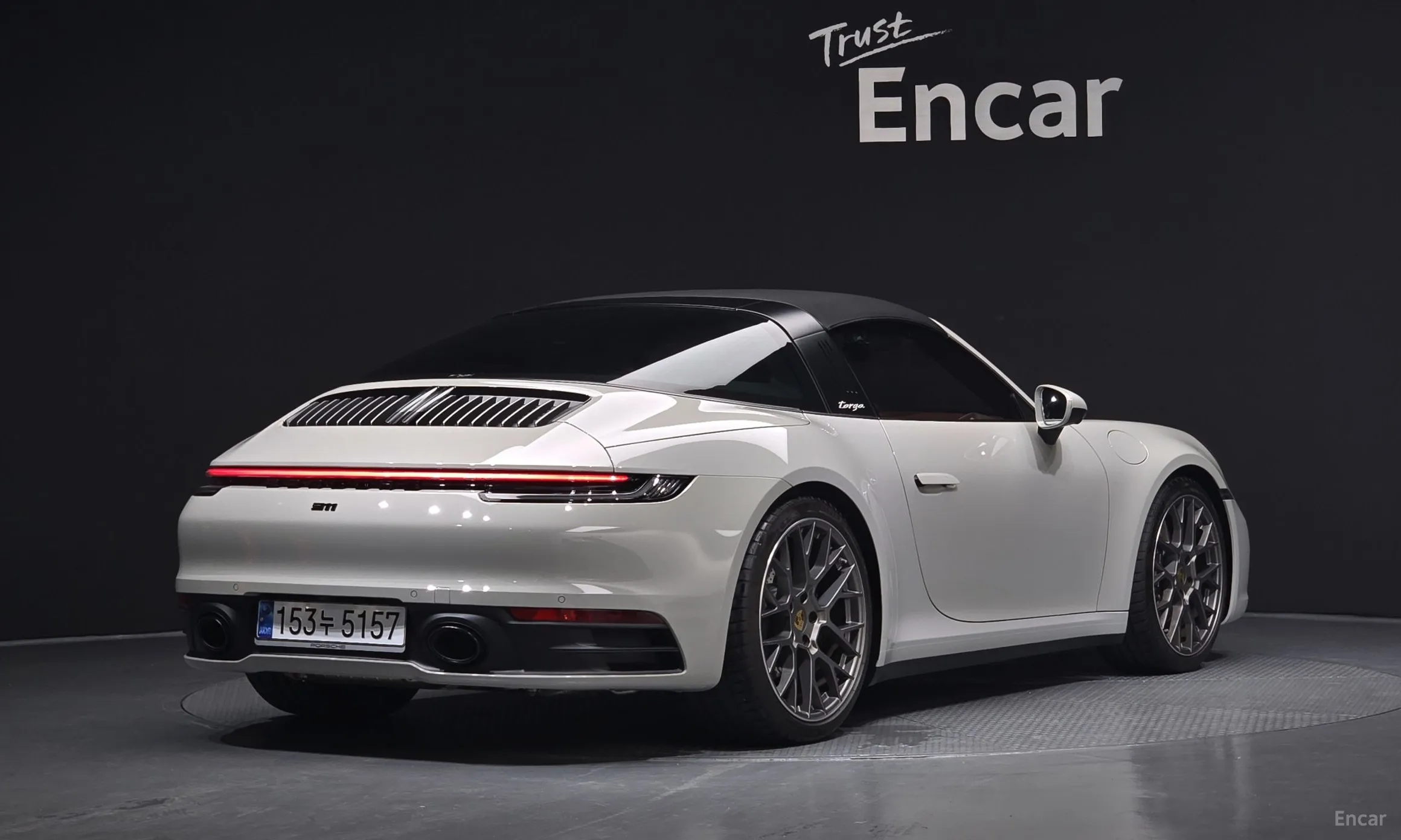 Porsche 911 (992)