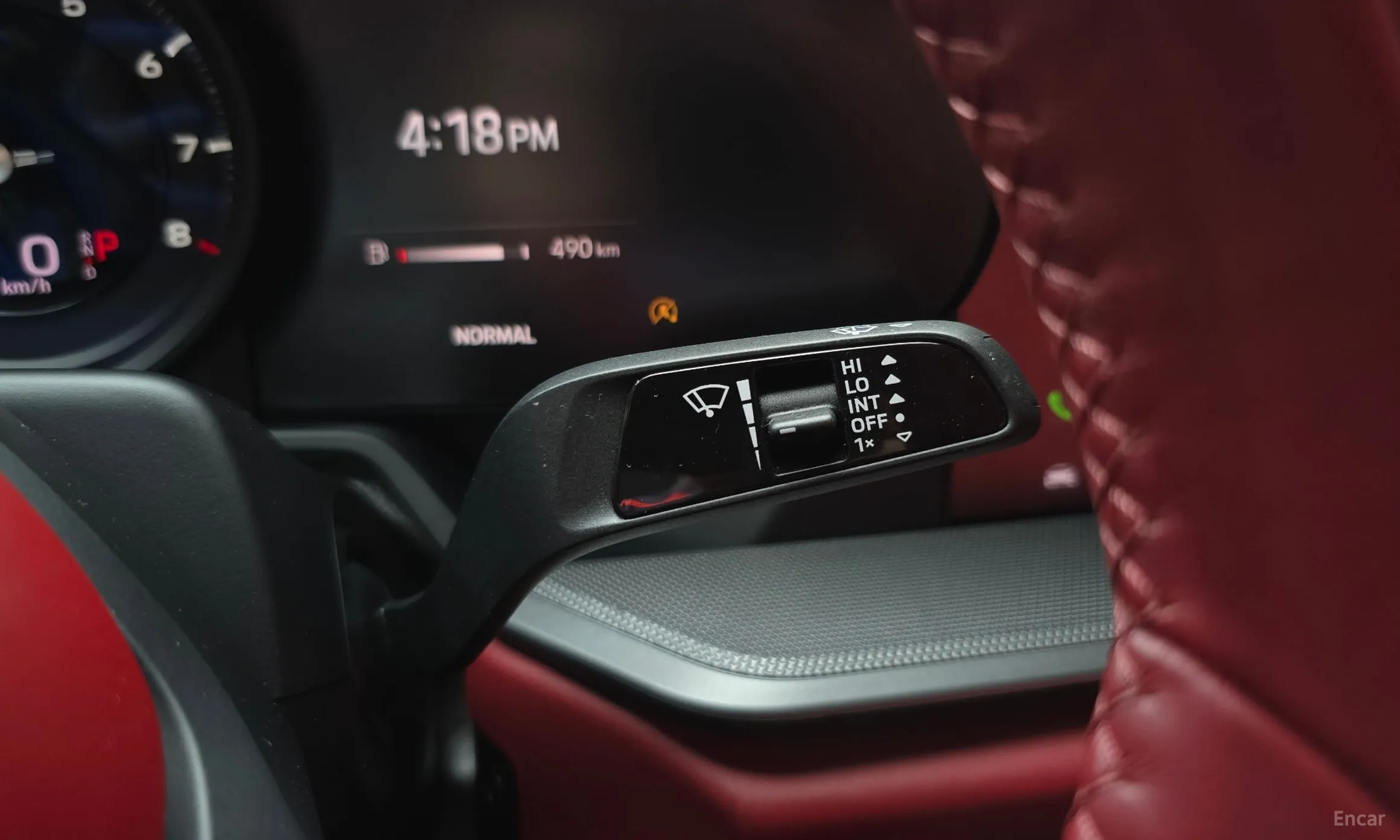 Porsche 911 (992) превью 18