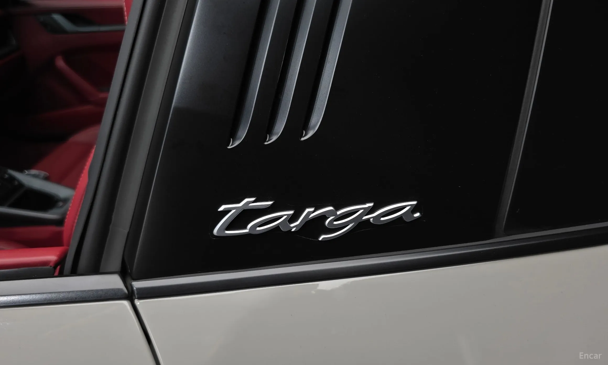 Porsche 911 (992) превью 20