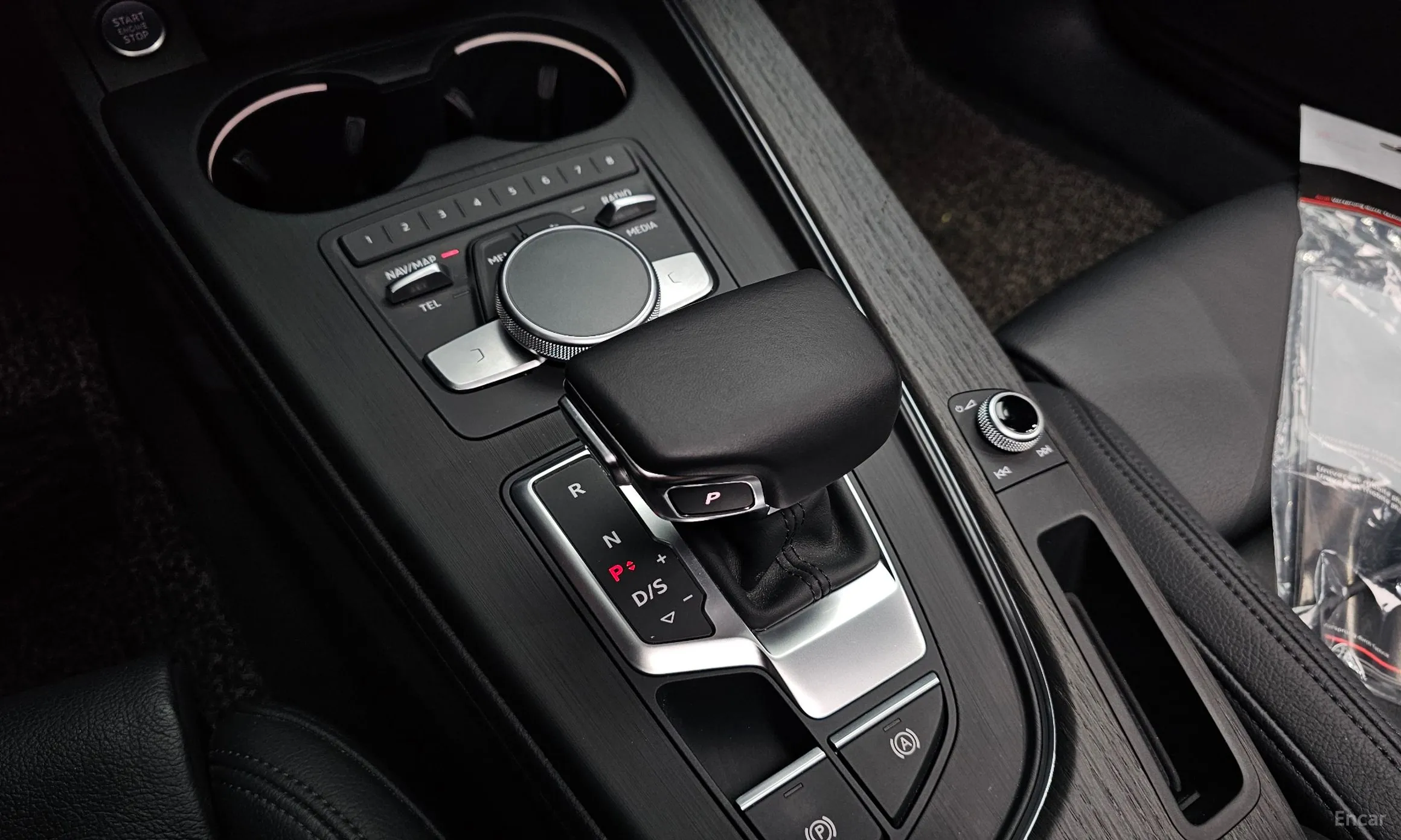 Audi A4 (B9) превью 9