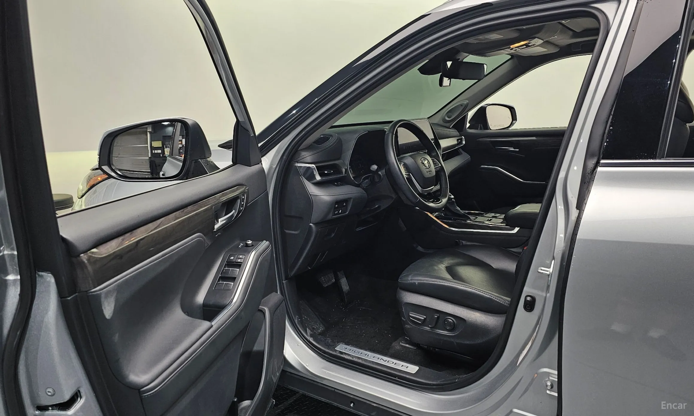 Toyota Highlander 4th generation превью 10