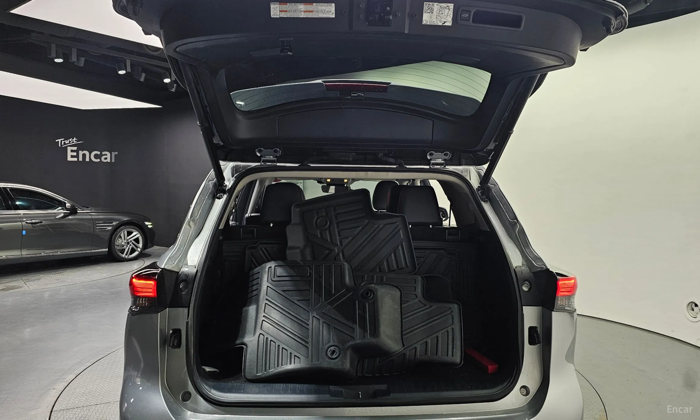 Toyota Highlander 4th generation превью 20