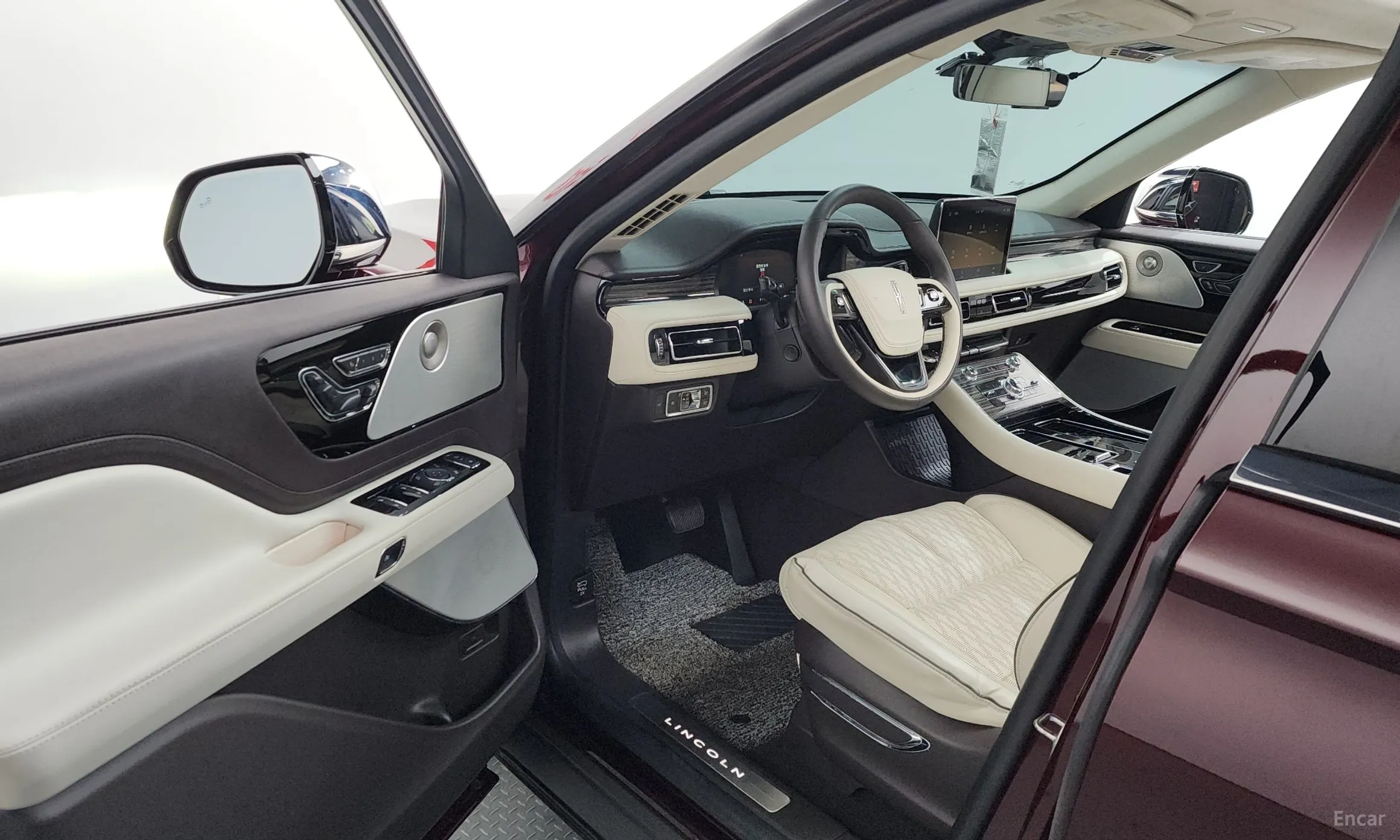 Lincoln Aviator 2nd Generation превью 10